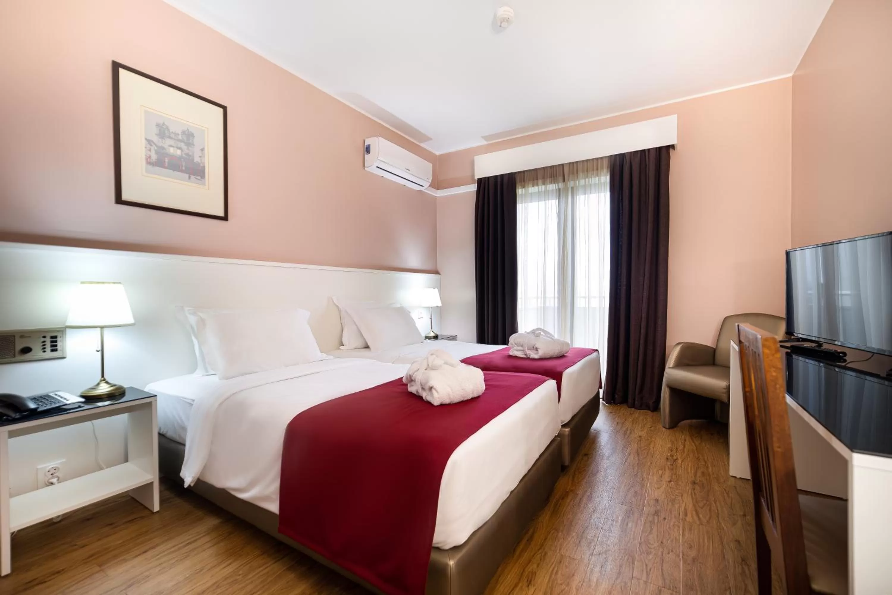 Twin Room in Urban Hotel Estacao