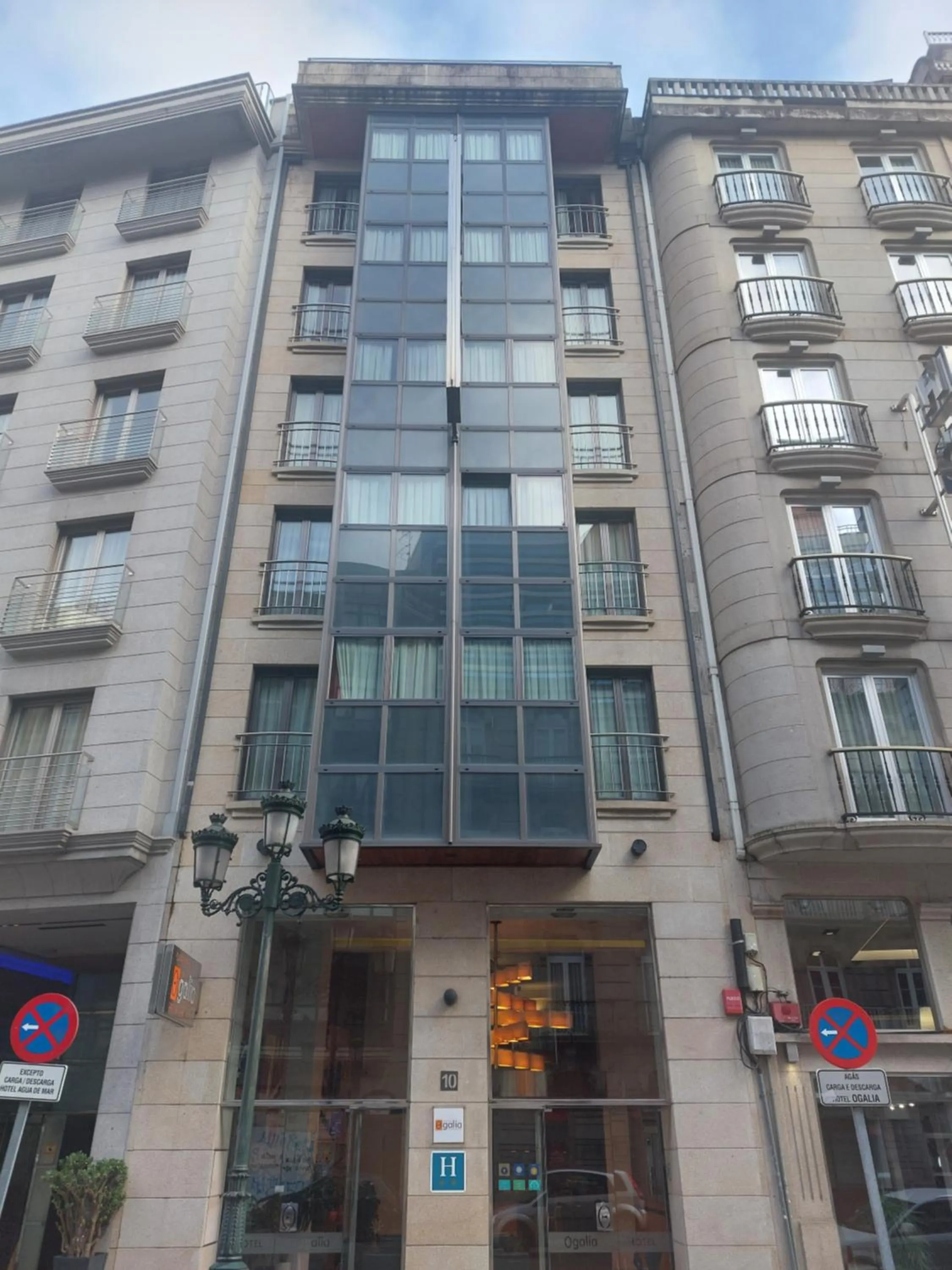 Property building in U Hotel Ogalia Vigo