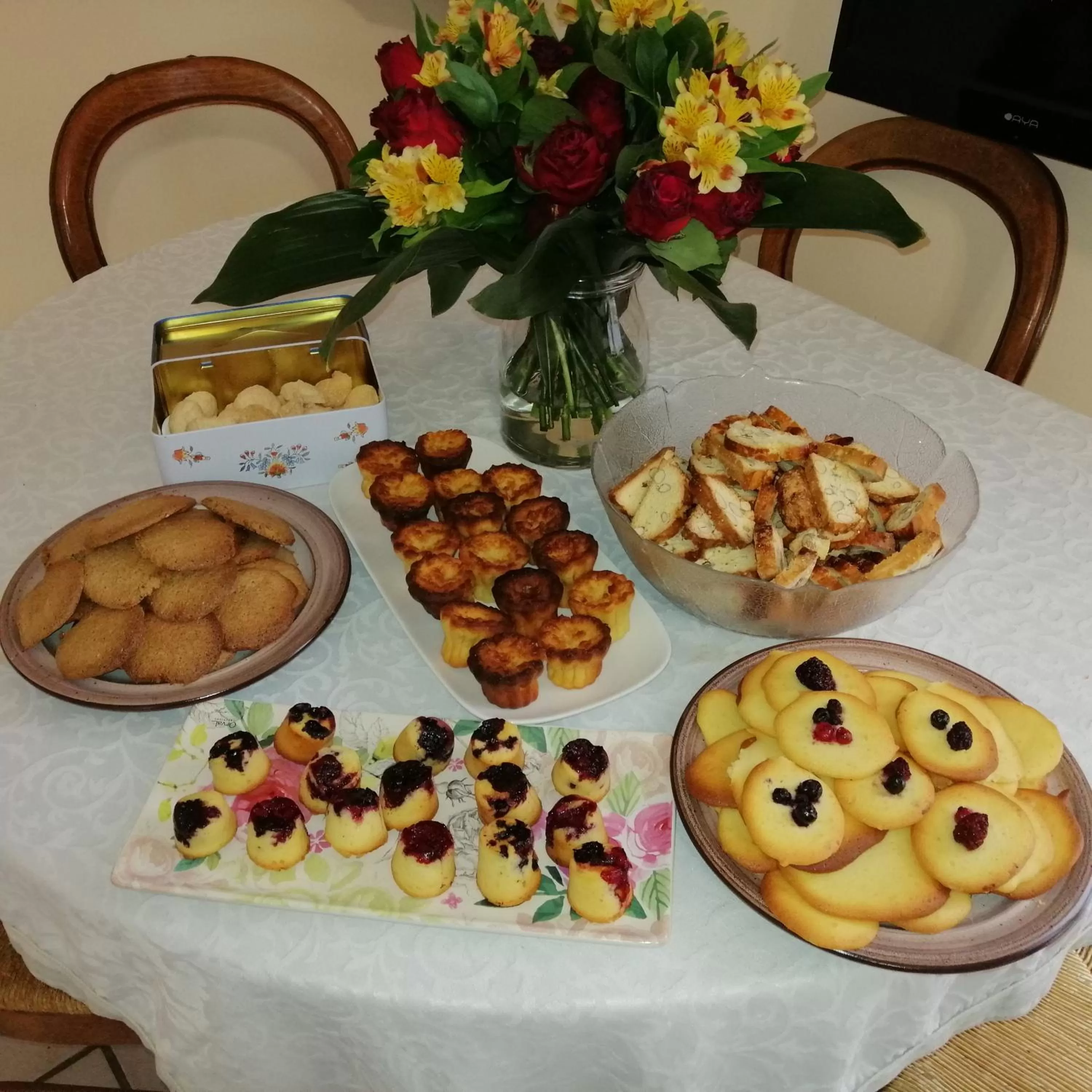 Food and drinks in Chambre et table d'hôtes Villa Pomponette
