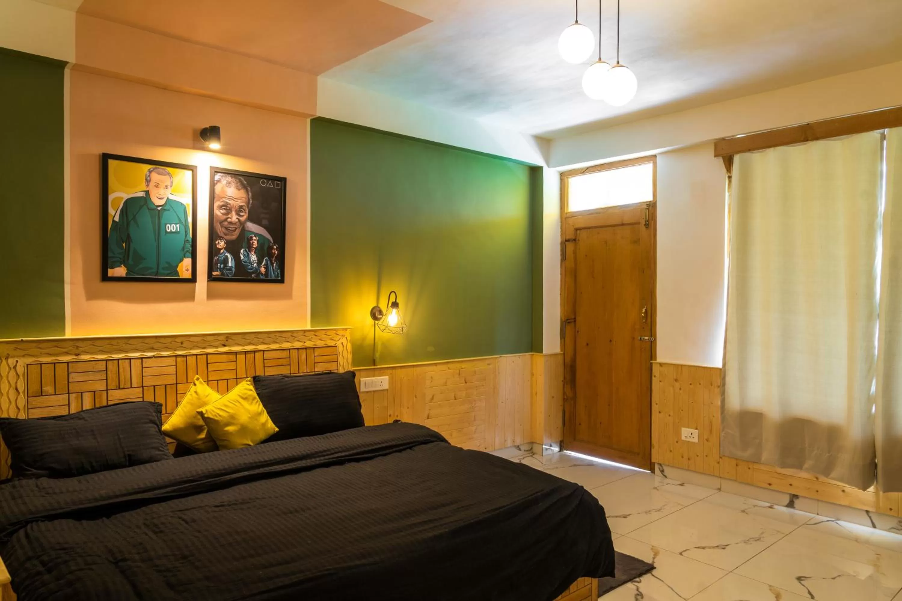 Bed in Whoopers Hostel Manali