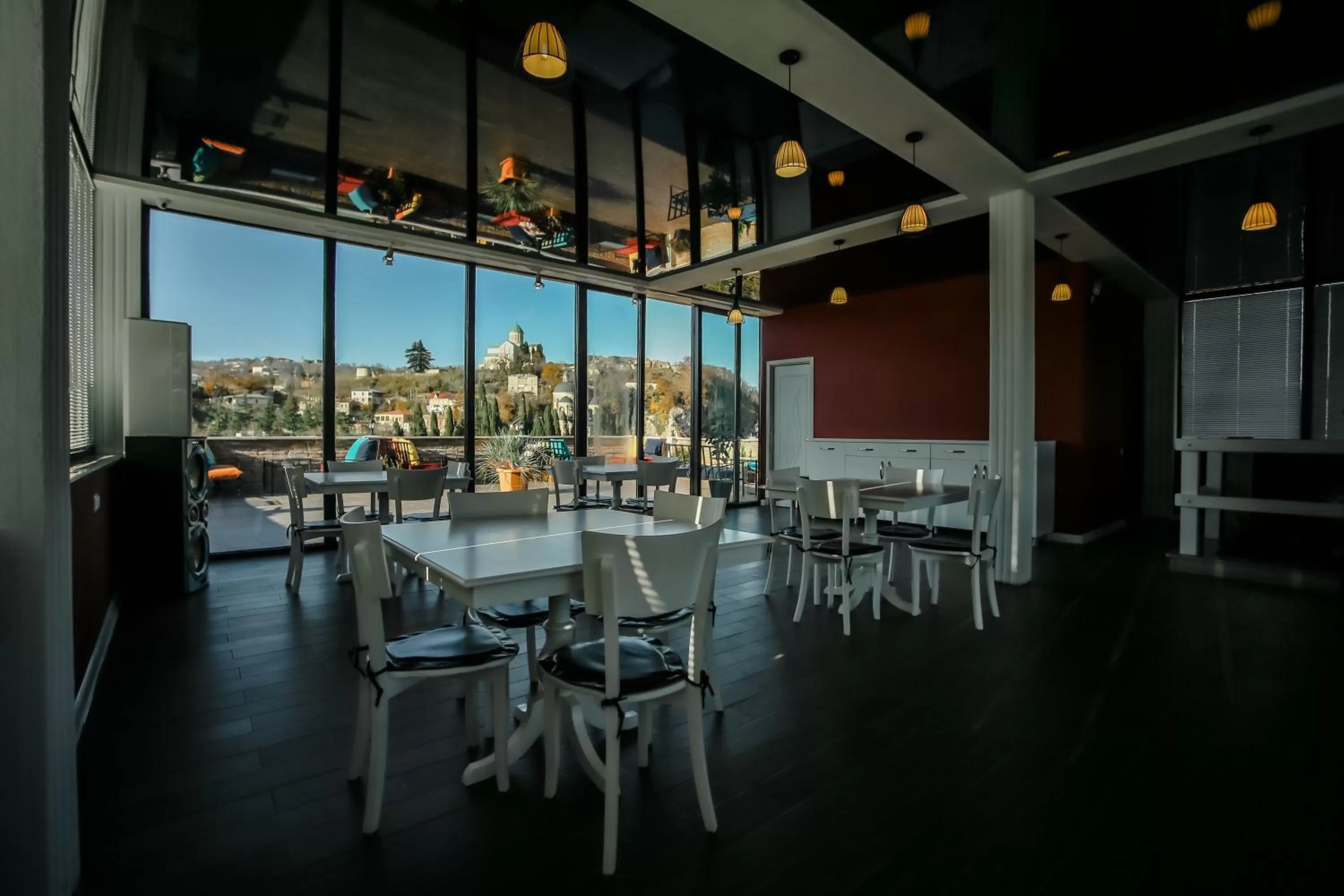 Restaurant/places to eat in Hotel Rero