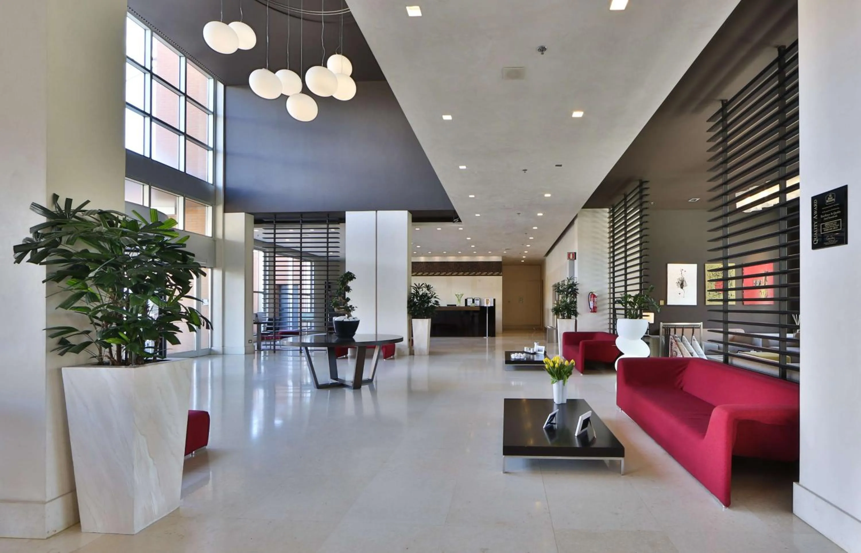 Lobby or reception in Best Western Plus Hotel Le Favaglie