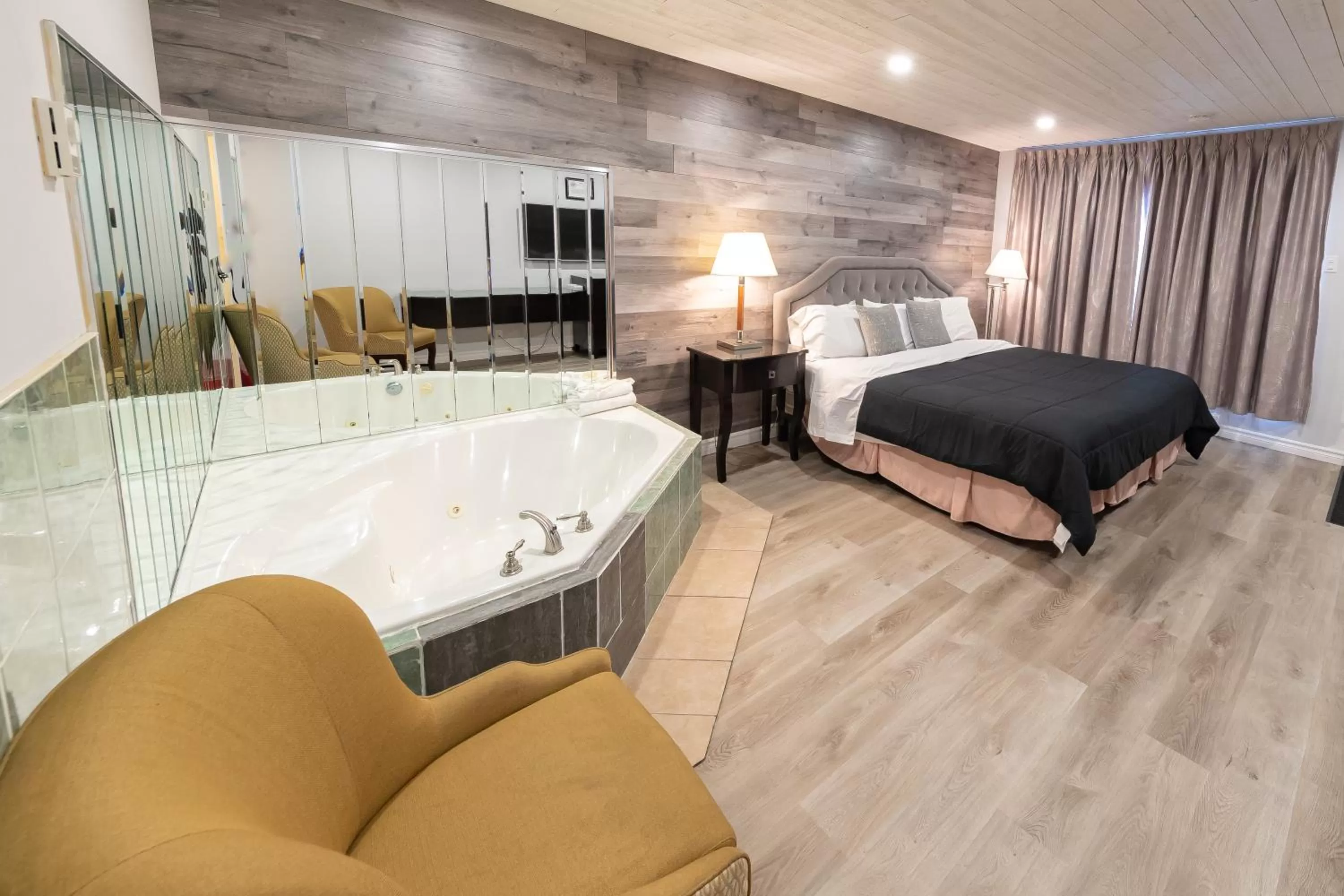 Spa and wellness centre/facilities, Bed in Choice Inn by the falls