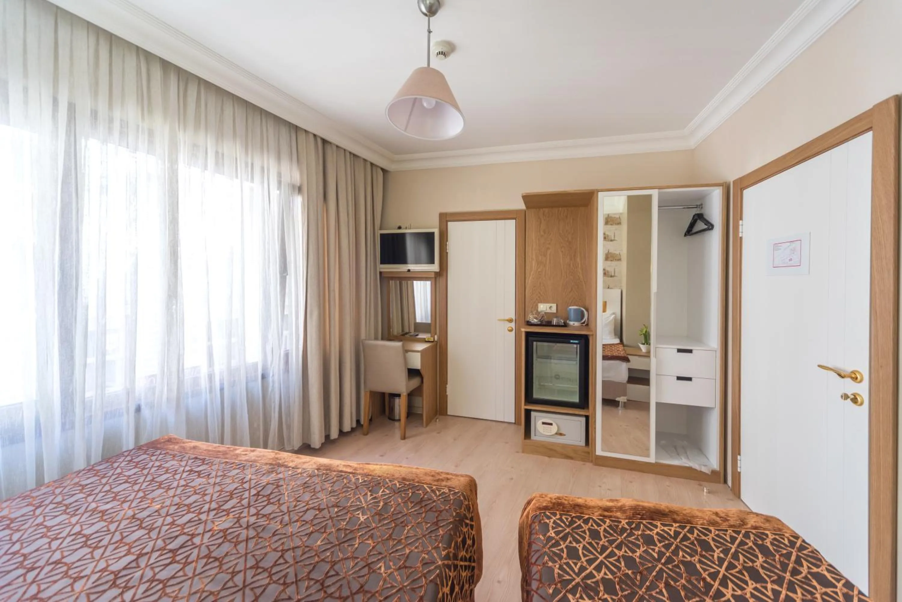 Bed in Tayahatun Hotel