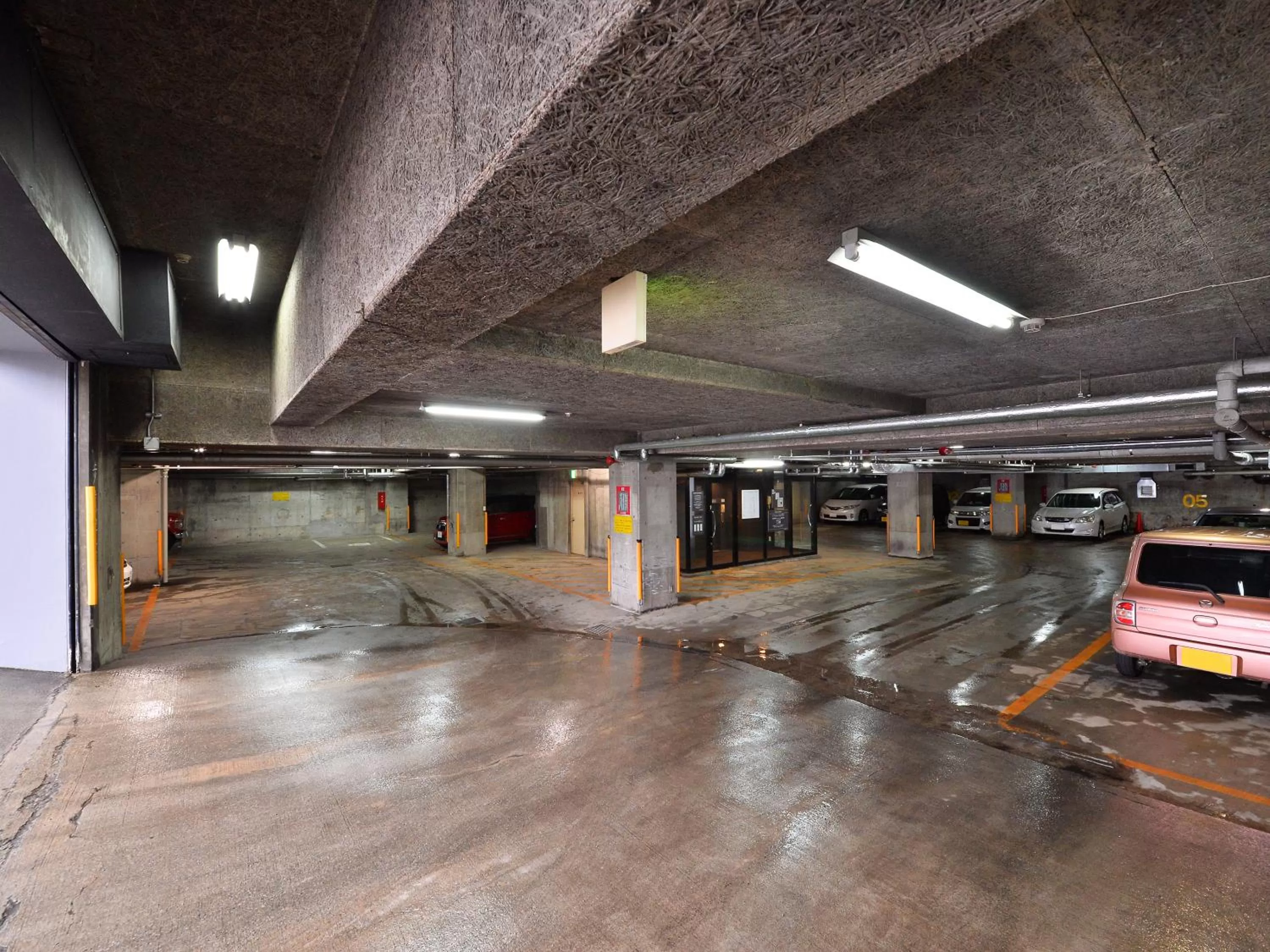 Parking in LC Goryokaku Hotel