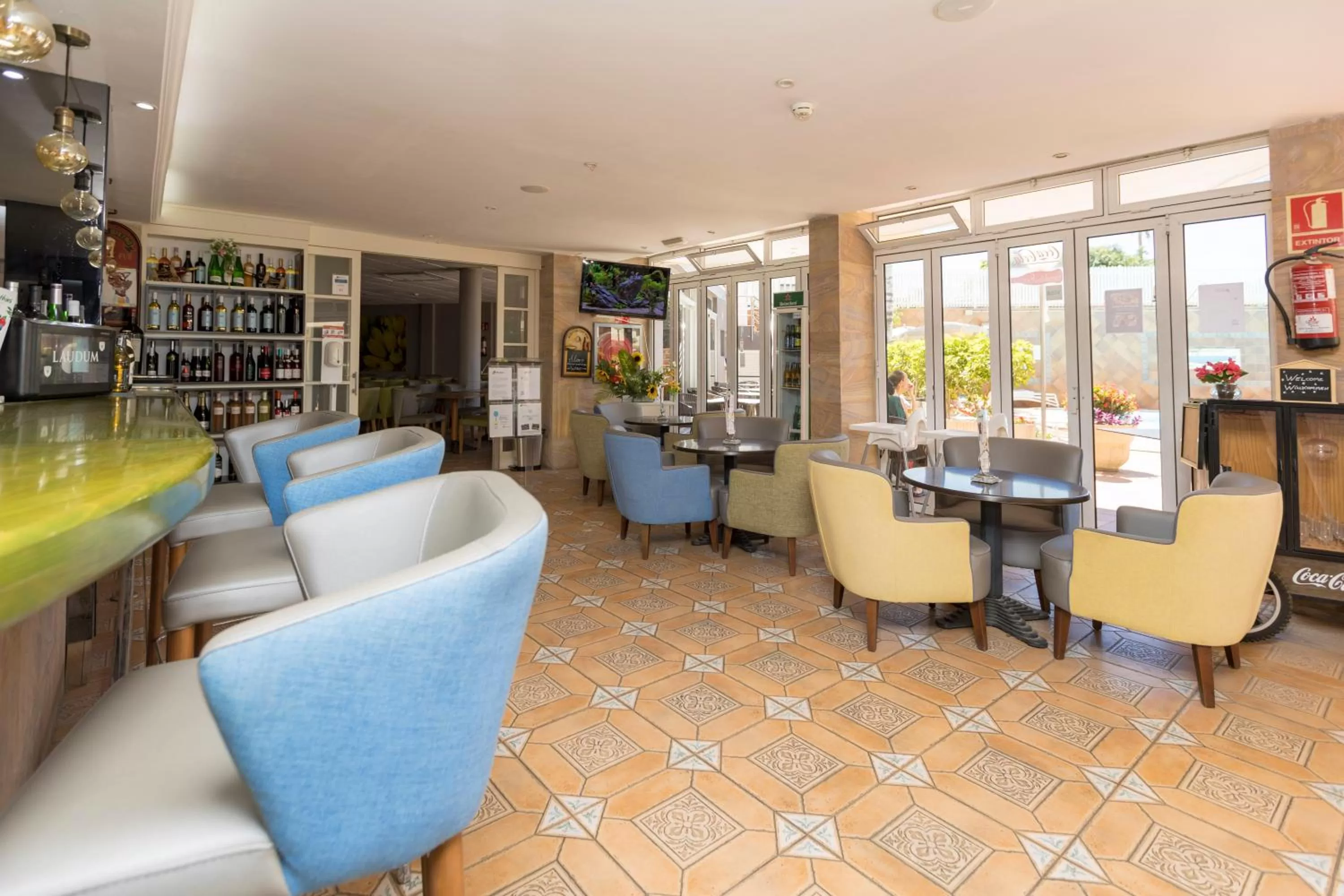 Lounge or bar in Hotel LIVVO Veril Playa