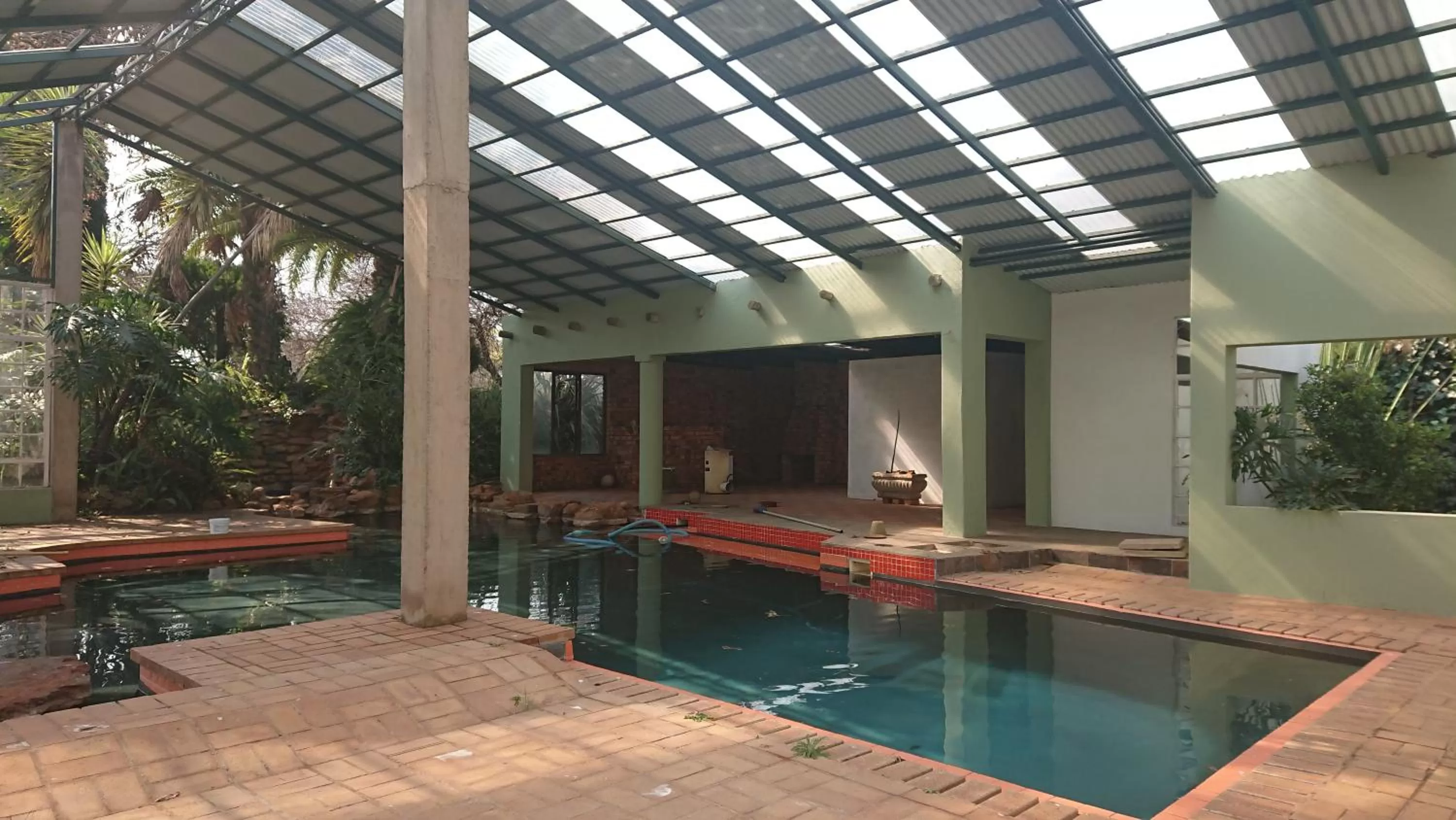 Swimming Pool in The Highveld Cape Inn