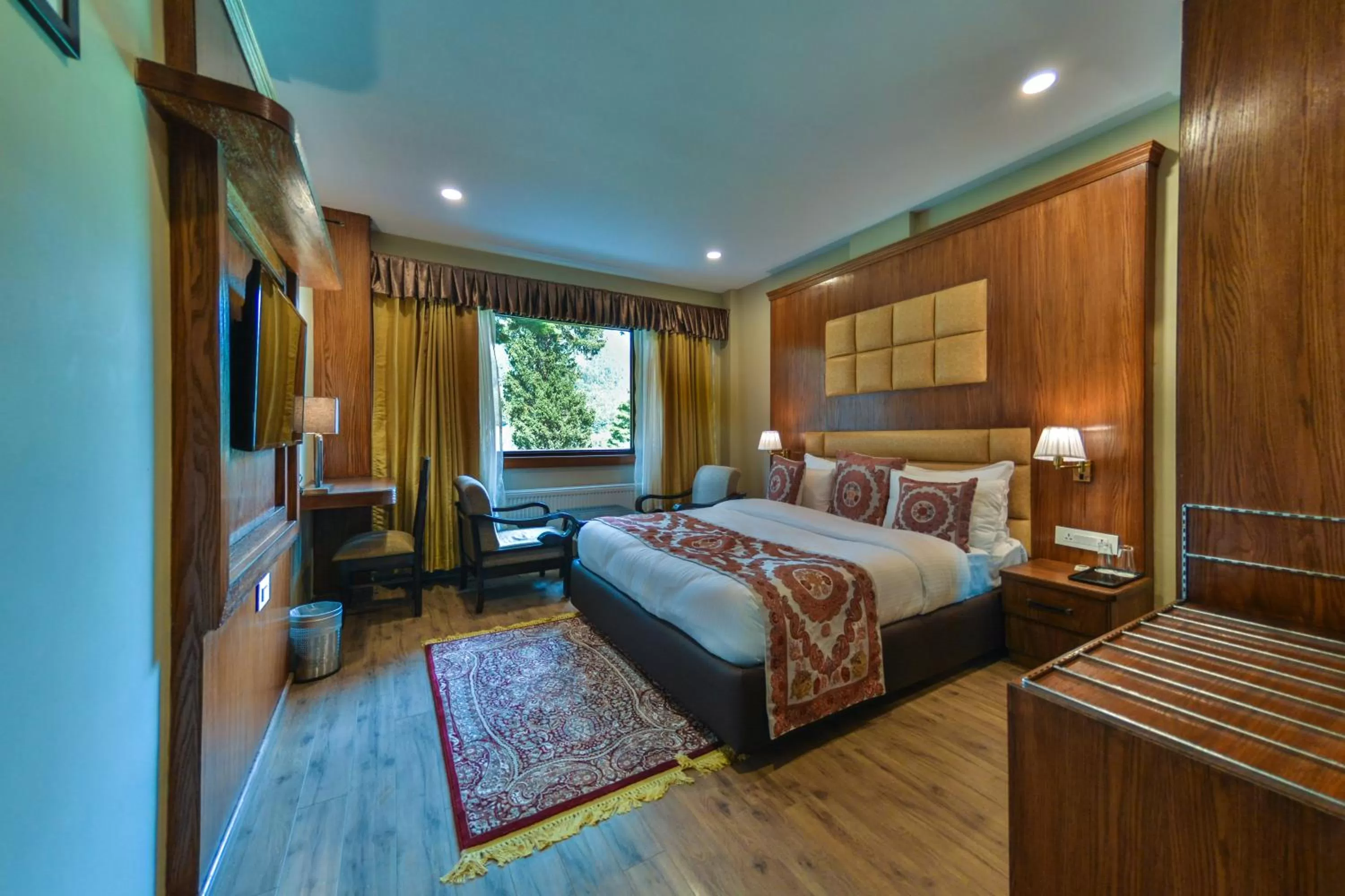 Bed in Royal Hillton Pahalgam