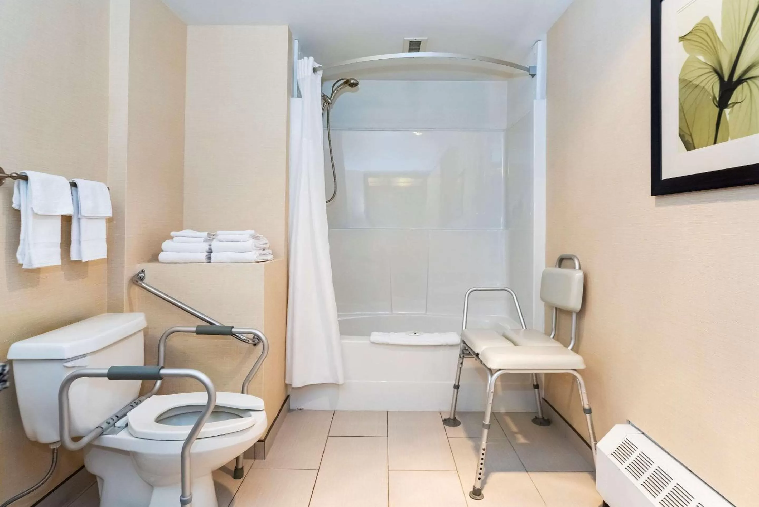 Bathroom in Prestige Riverside Lodge Quesnel