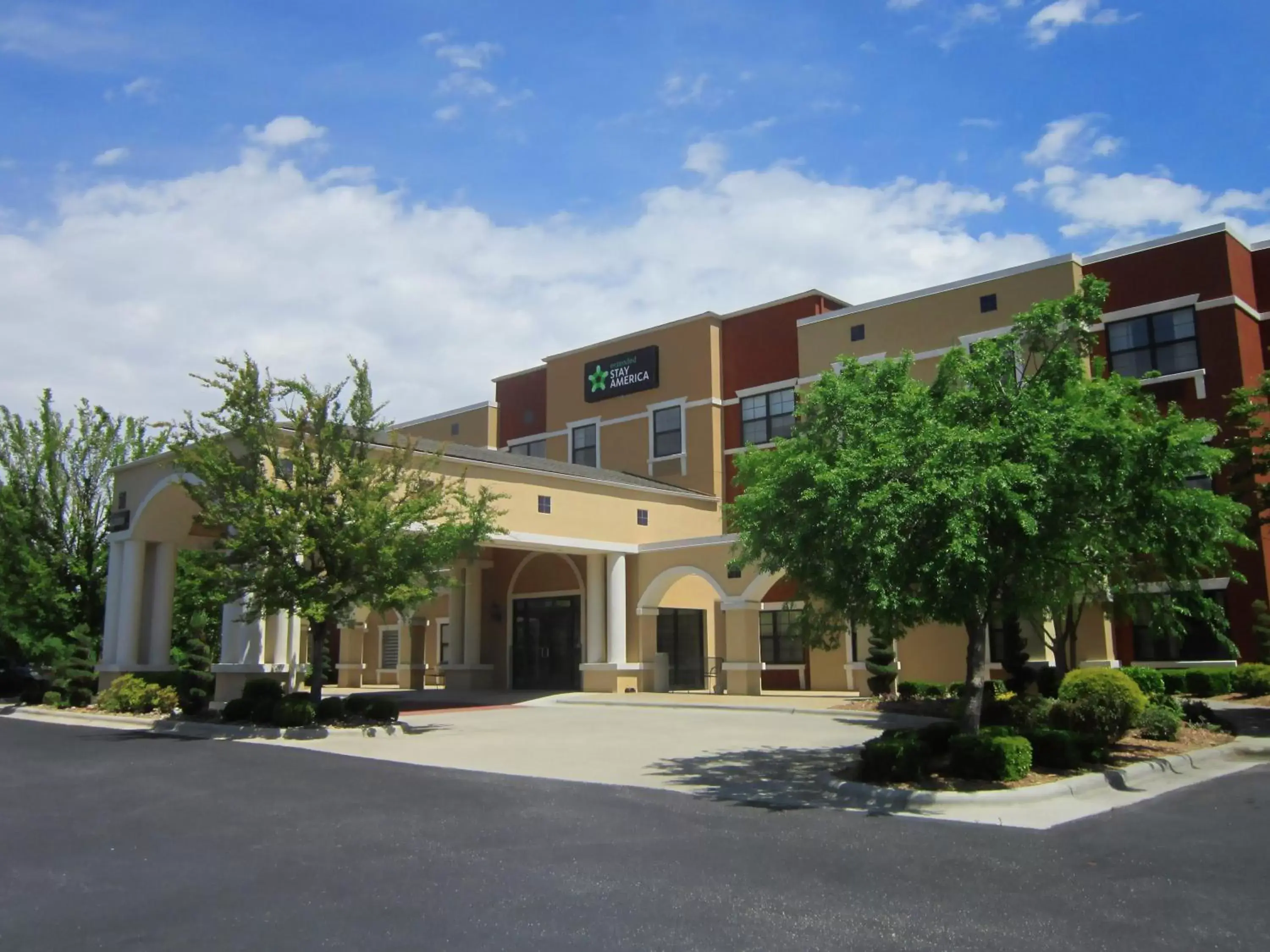 Extended Stay America Suites - Fayetteville - Cross Creek Mall Extended Stay America Suites - Fayetteville - Cross Creek Mall
