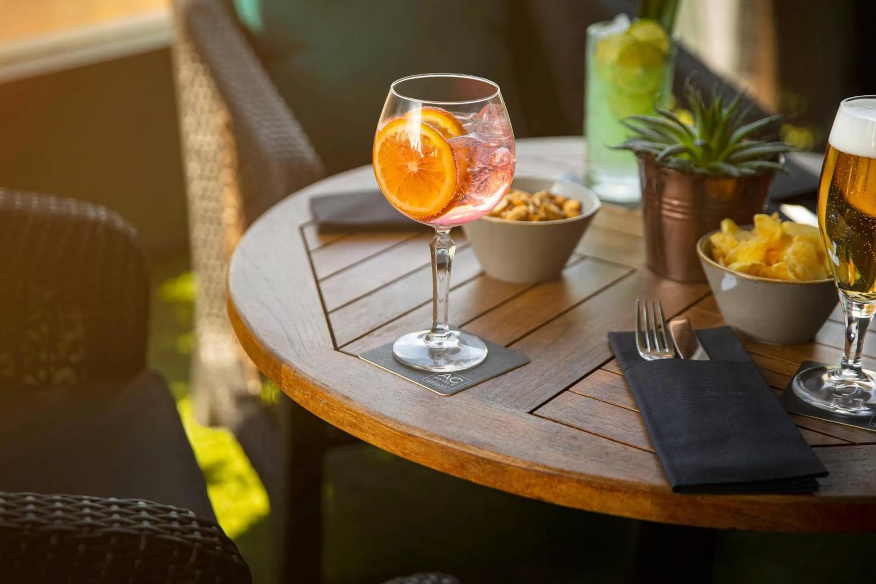 Restaurant/places to eat in AC Hotel by Marriott Manchester Salford Quays