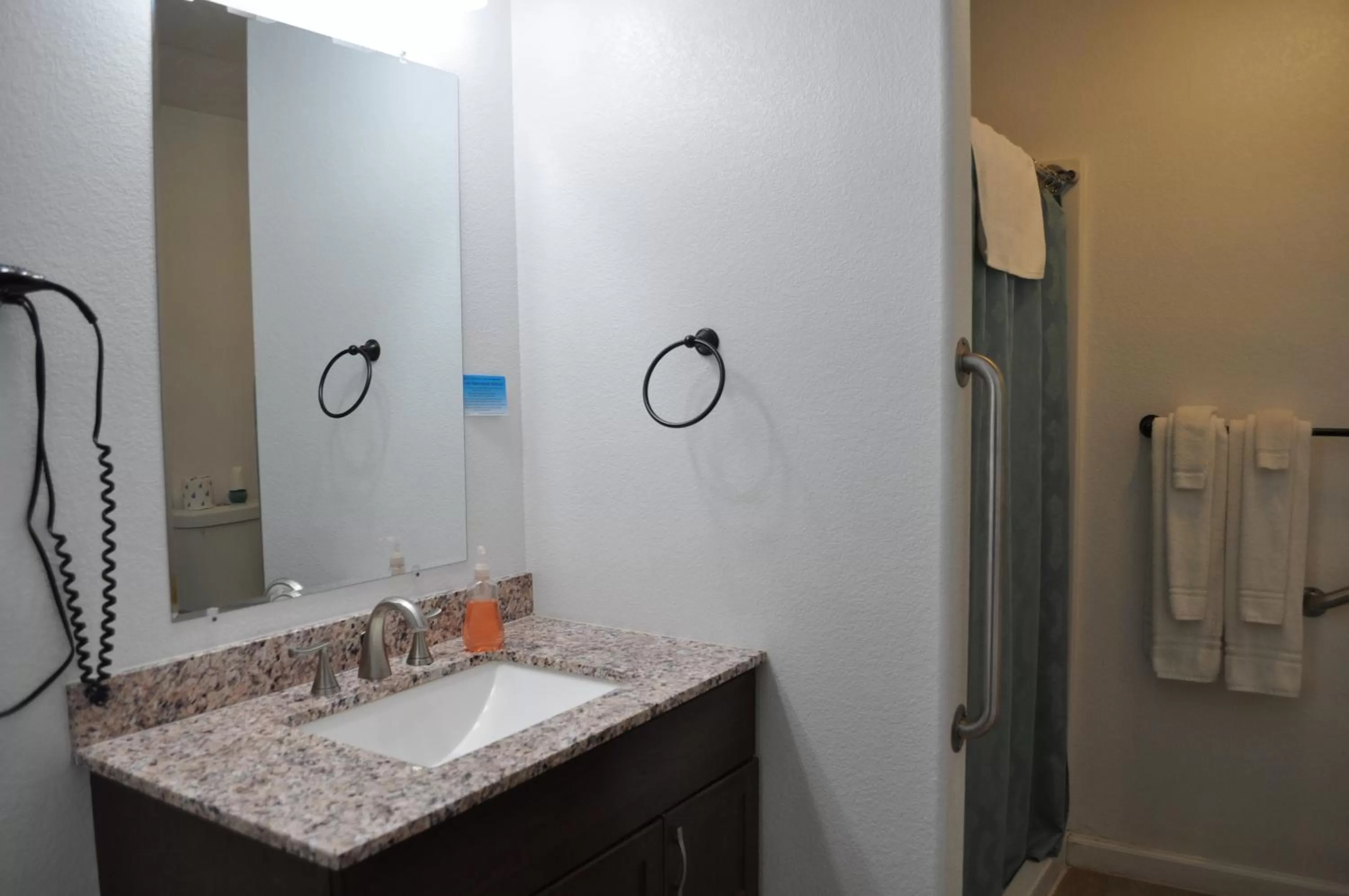 Bathroom in K7 Bed and Breakfast