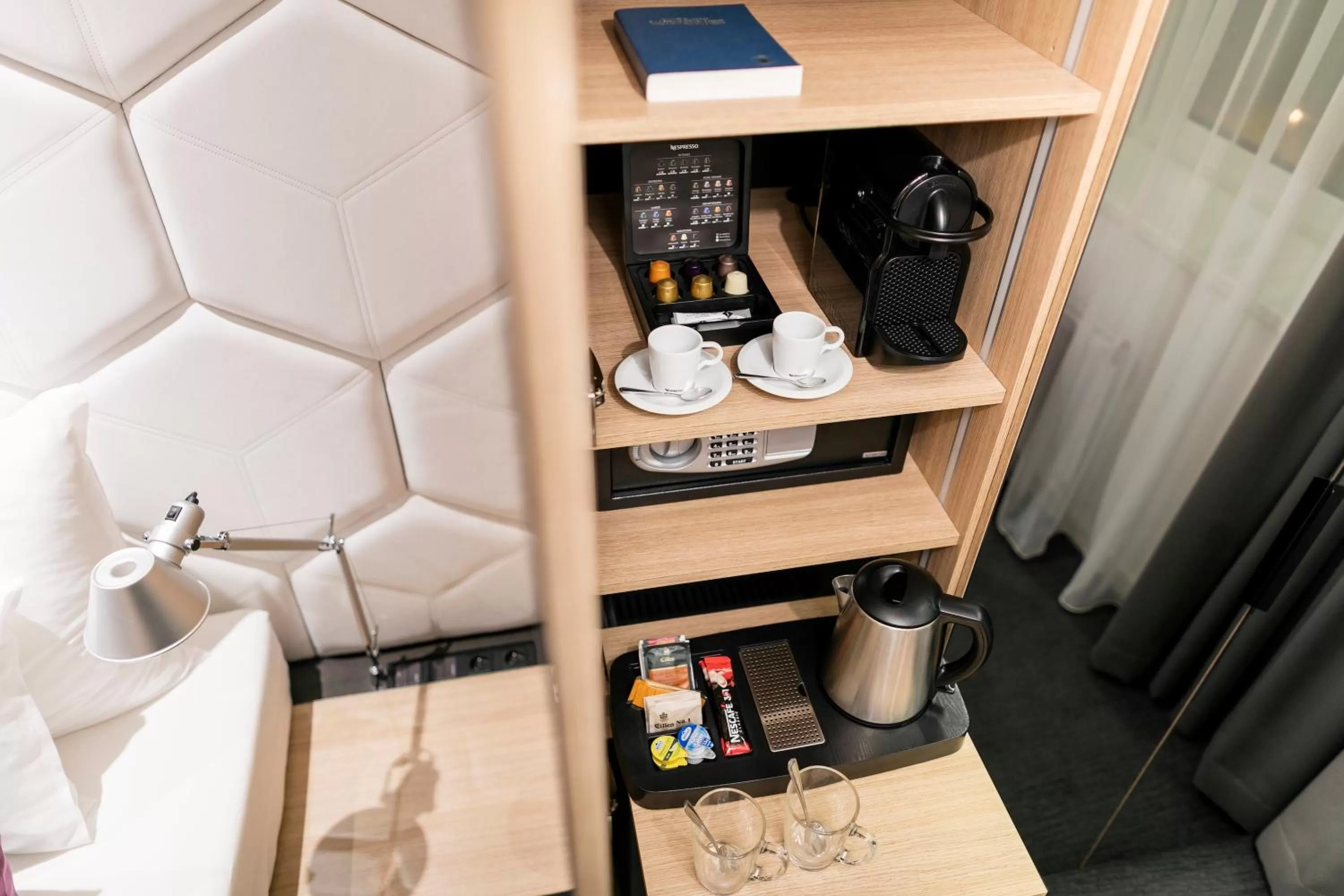 Coffee/tea facilities in Pytloun Grand Hotel Imperial