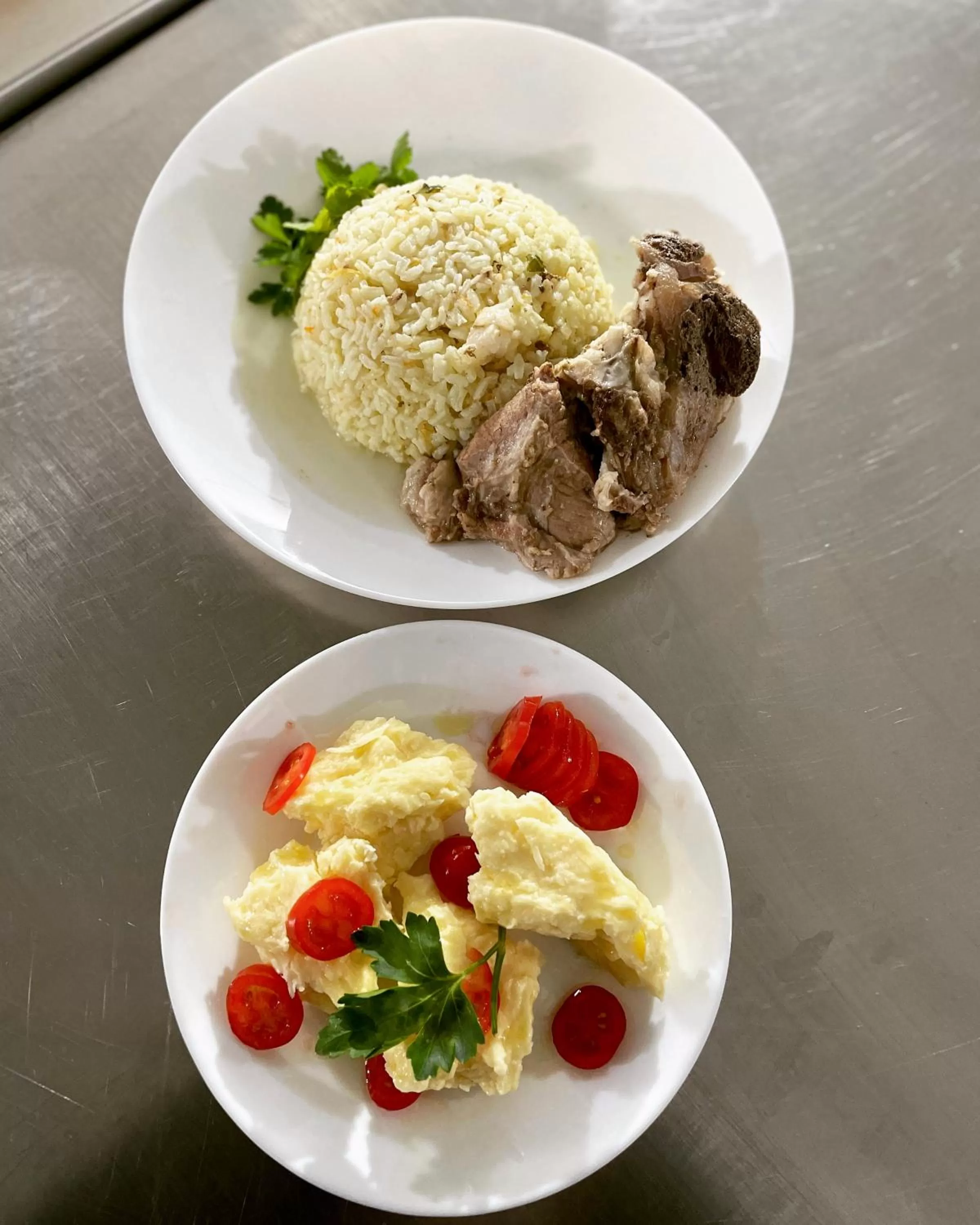 Food in GRAND JNK Boutique Hotel