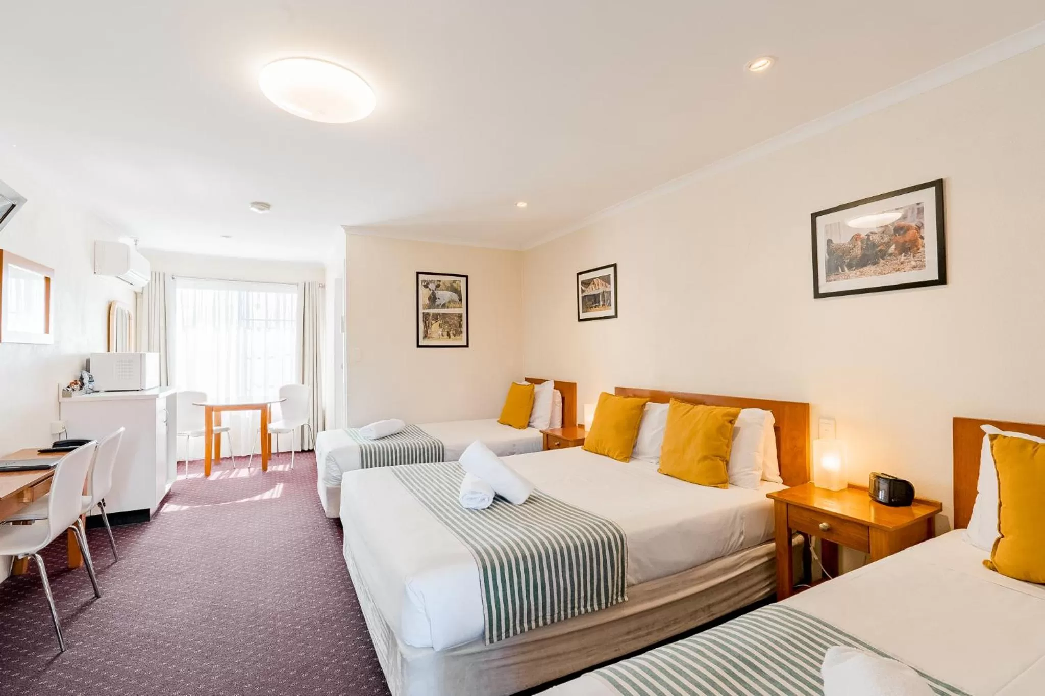 Bed in The Henry Parkes Tenterfield