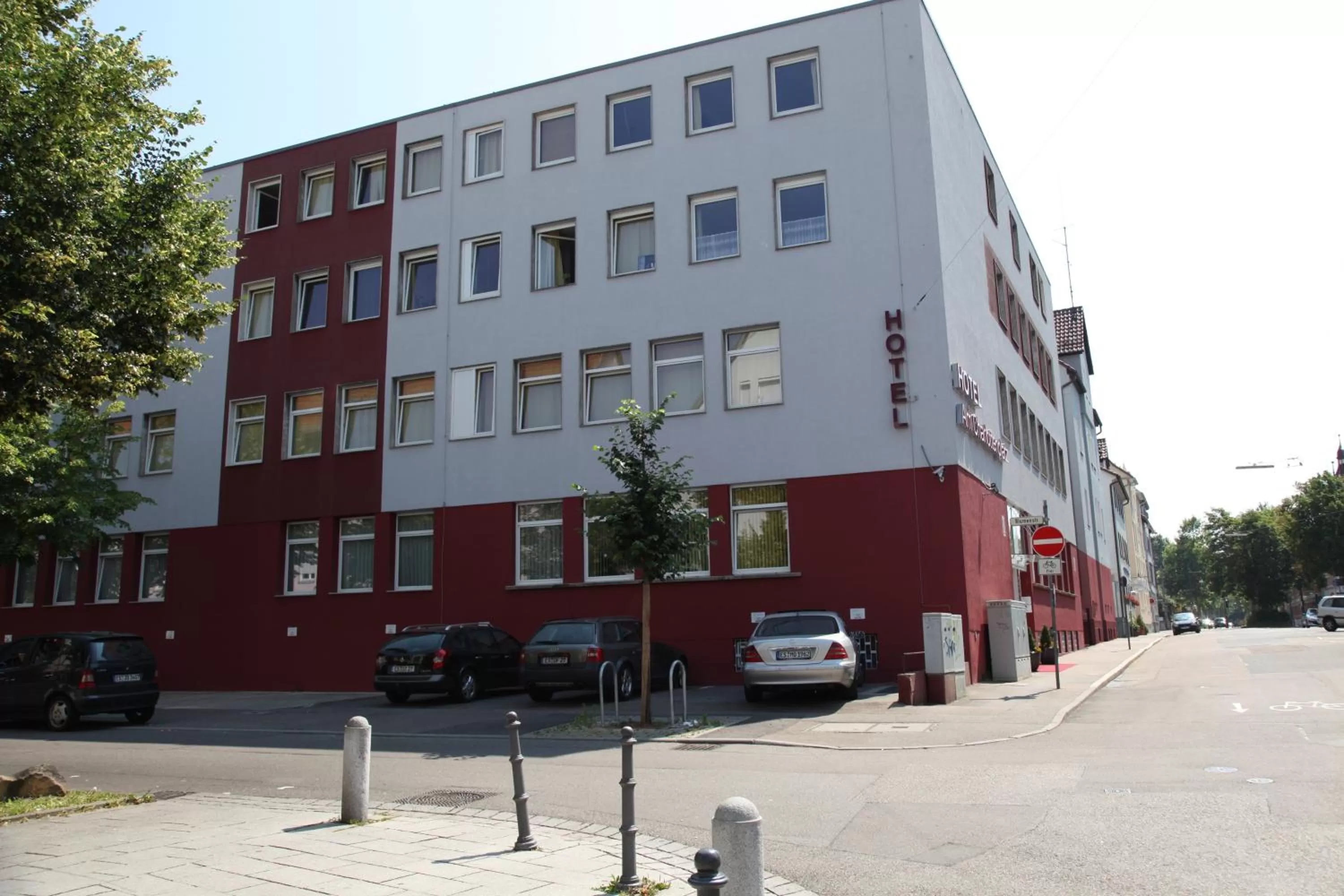 Property building in Hotel am Charlottenplatz