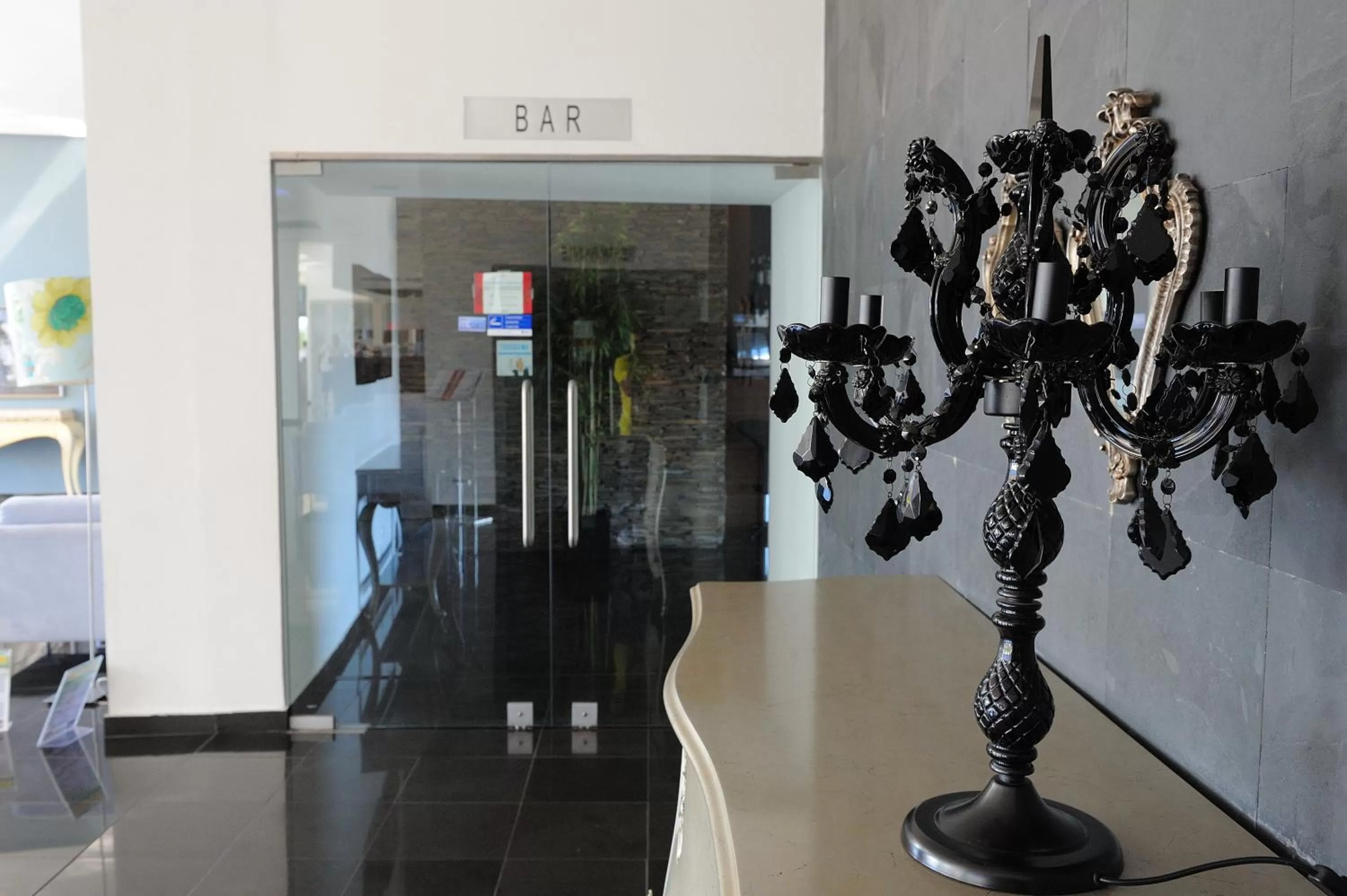 Lounge or bar in Oceano Atlantico Apartamentos Turisticos