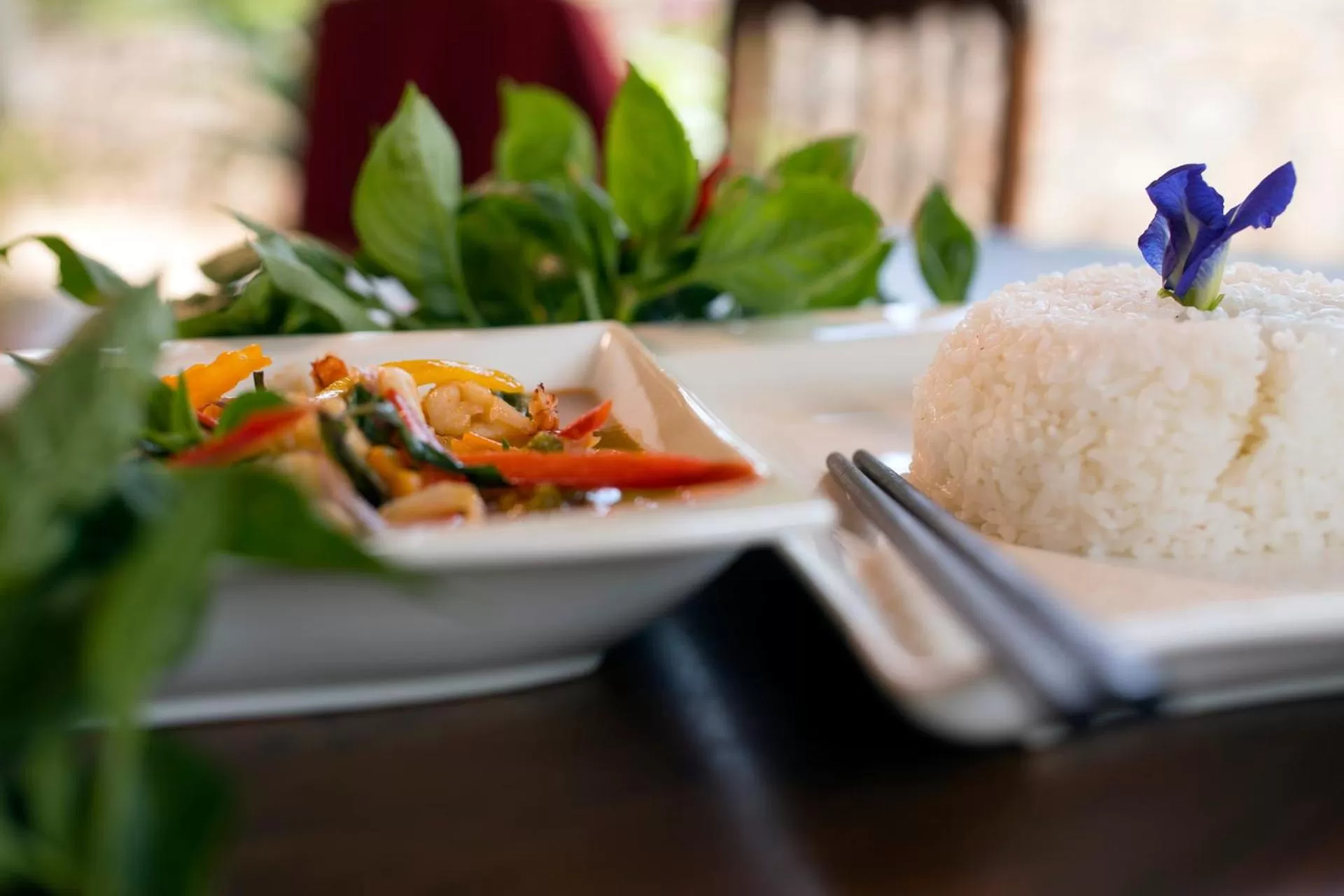 Food and drinks in Entebbe Palm Hotel