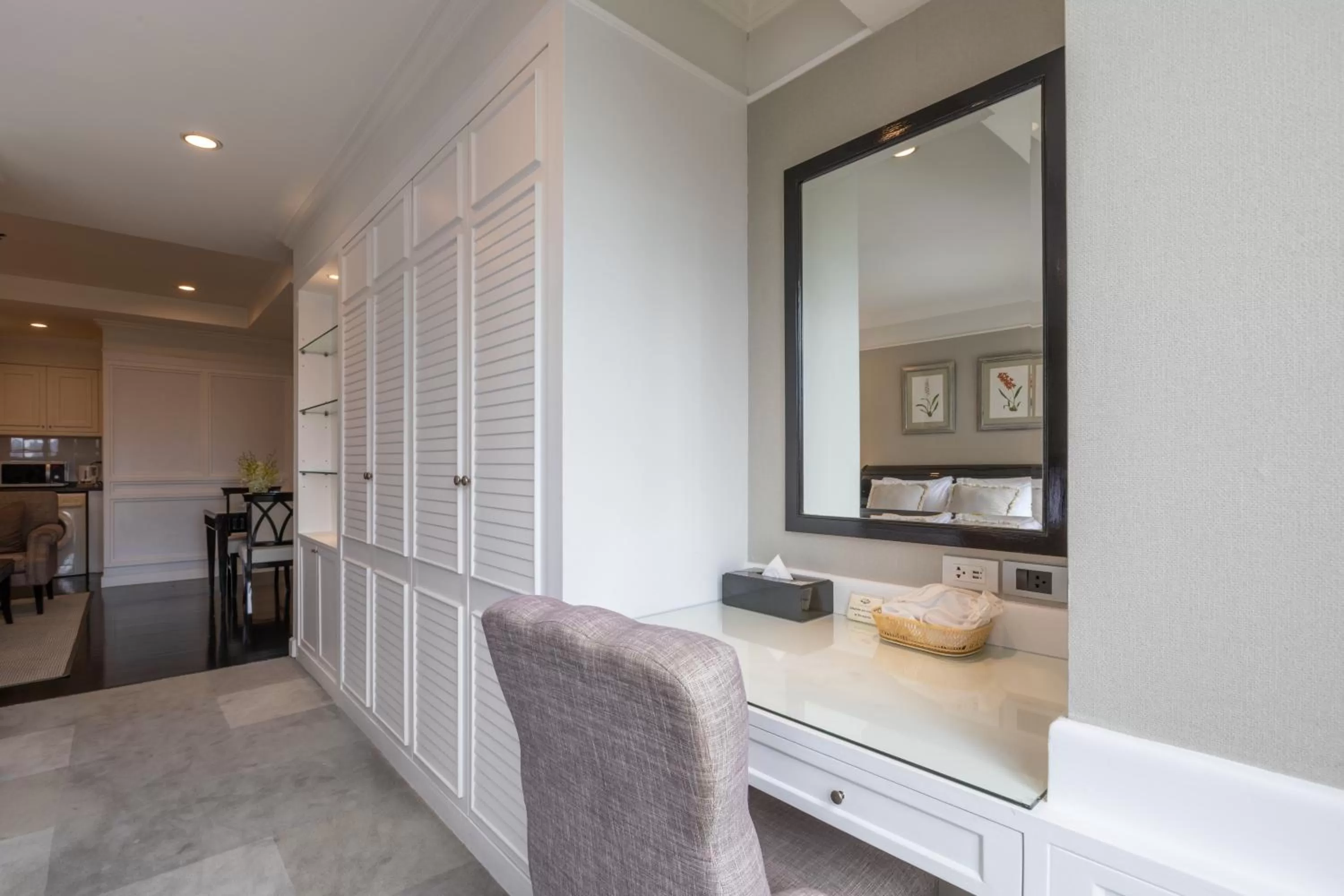 wardrobe in Cape House Hotel, Bangkok