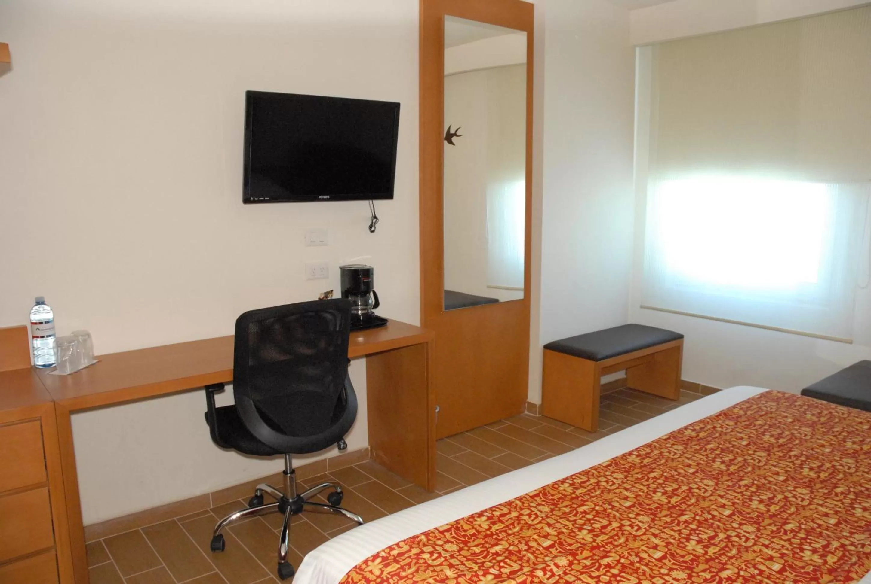 Seating area, Bed in Aranzazu Centro Historico