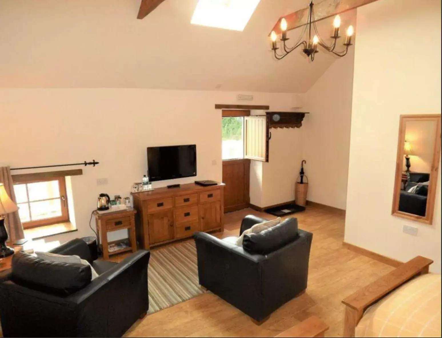 Deluxe Double Room in The Reindeer Retreat Daisy Double Deluxe Double Room in The Reindeer Retreat Daisy Double