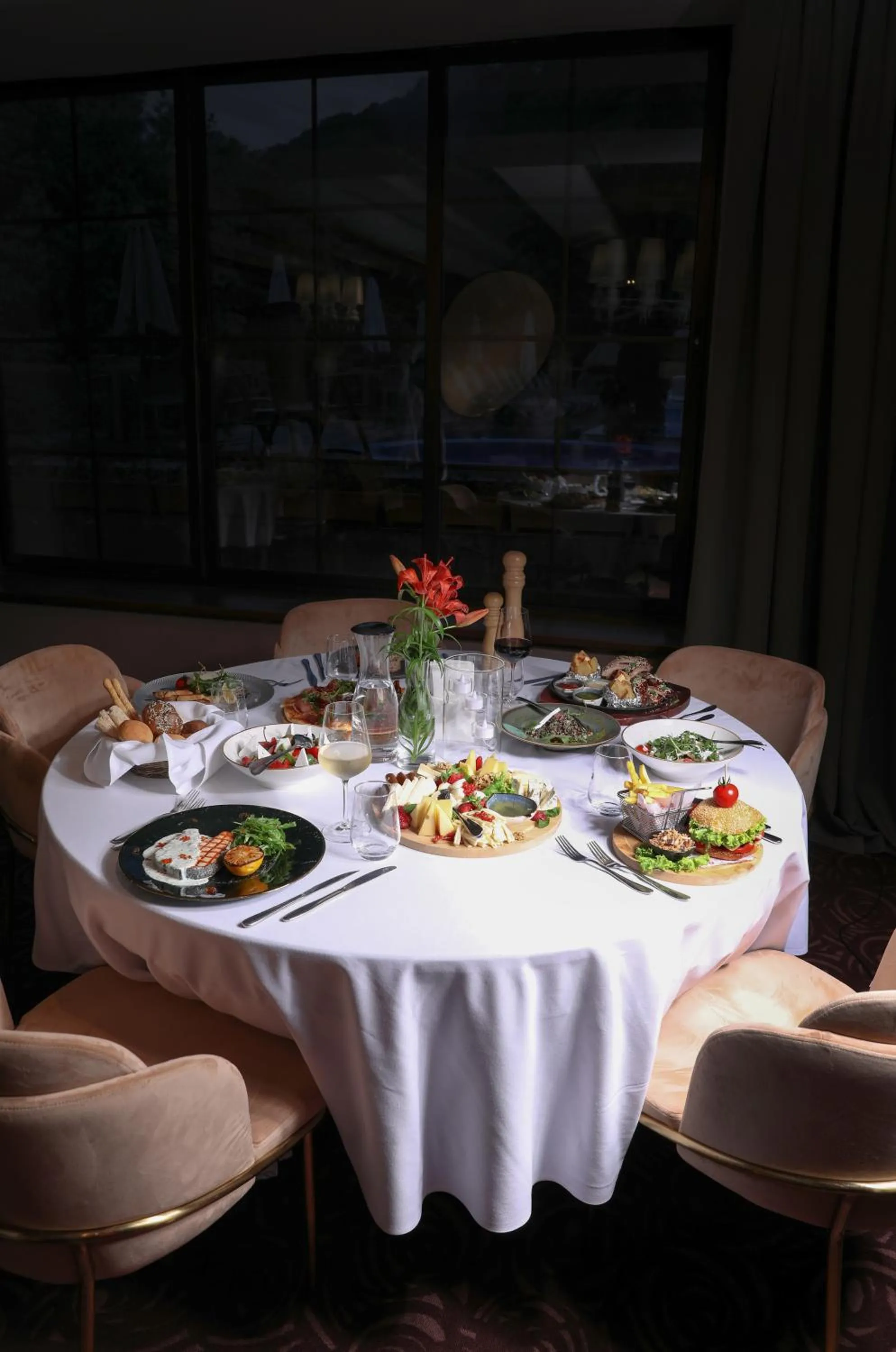 Restaurant/places to eat in Best Western Plus Paradise Hotel Dilijan