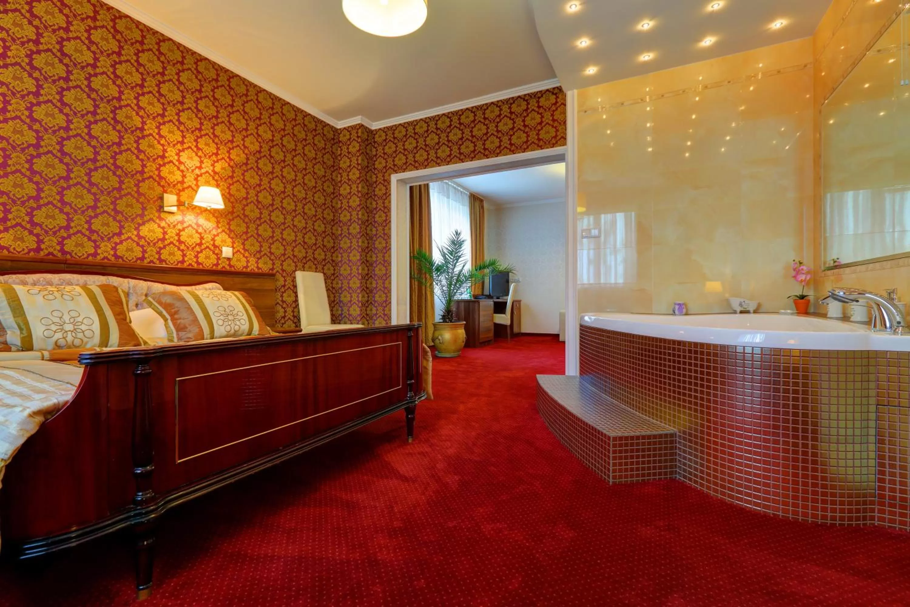 Photo of the whole room, Bed in Hotel Chabrowy Dworek