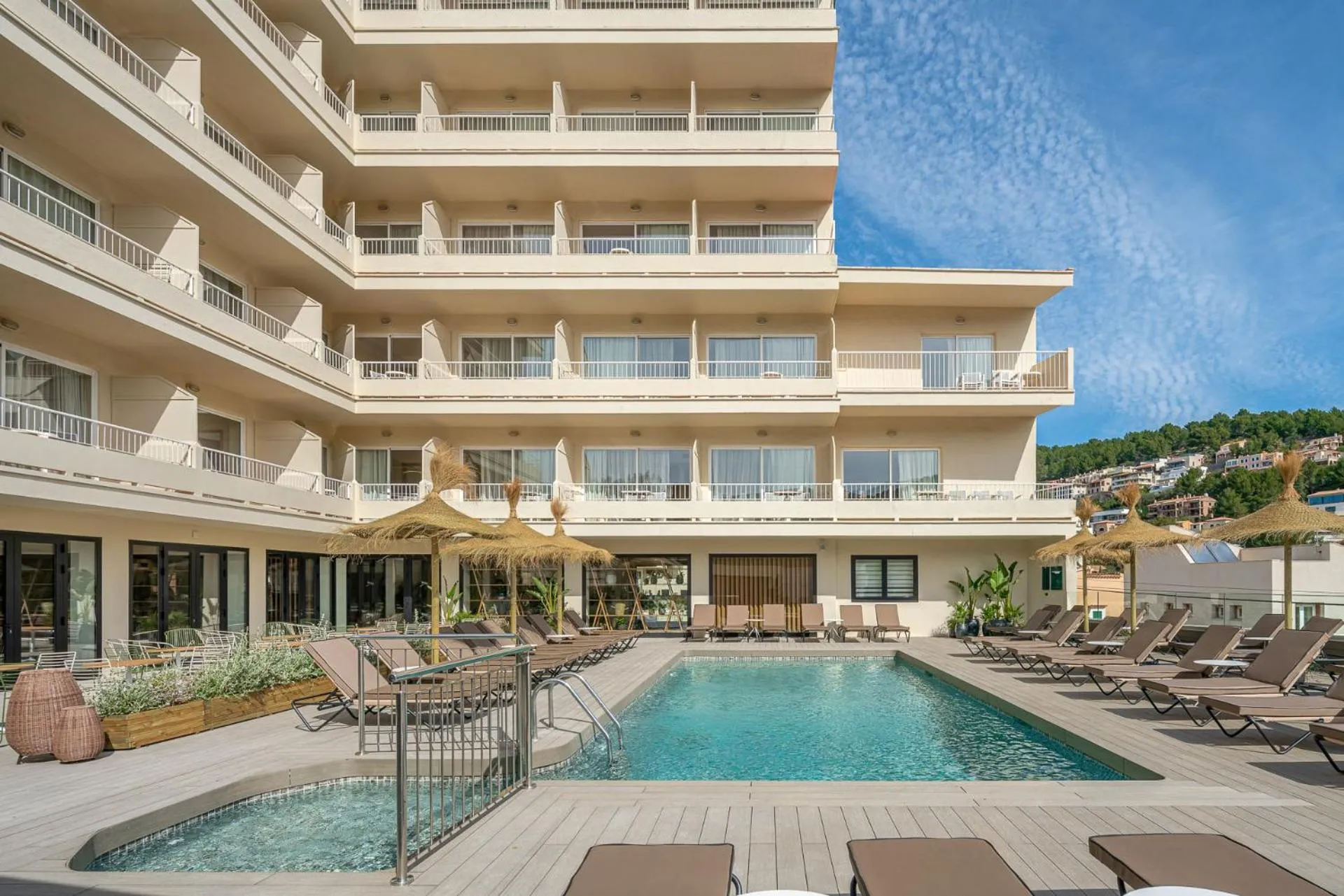 Property building in Hotel Eden Nord Soller