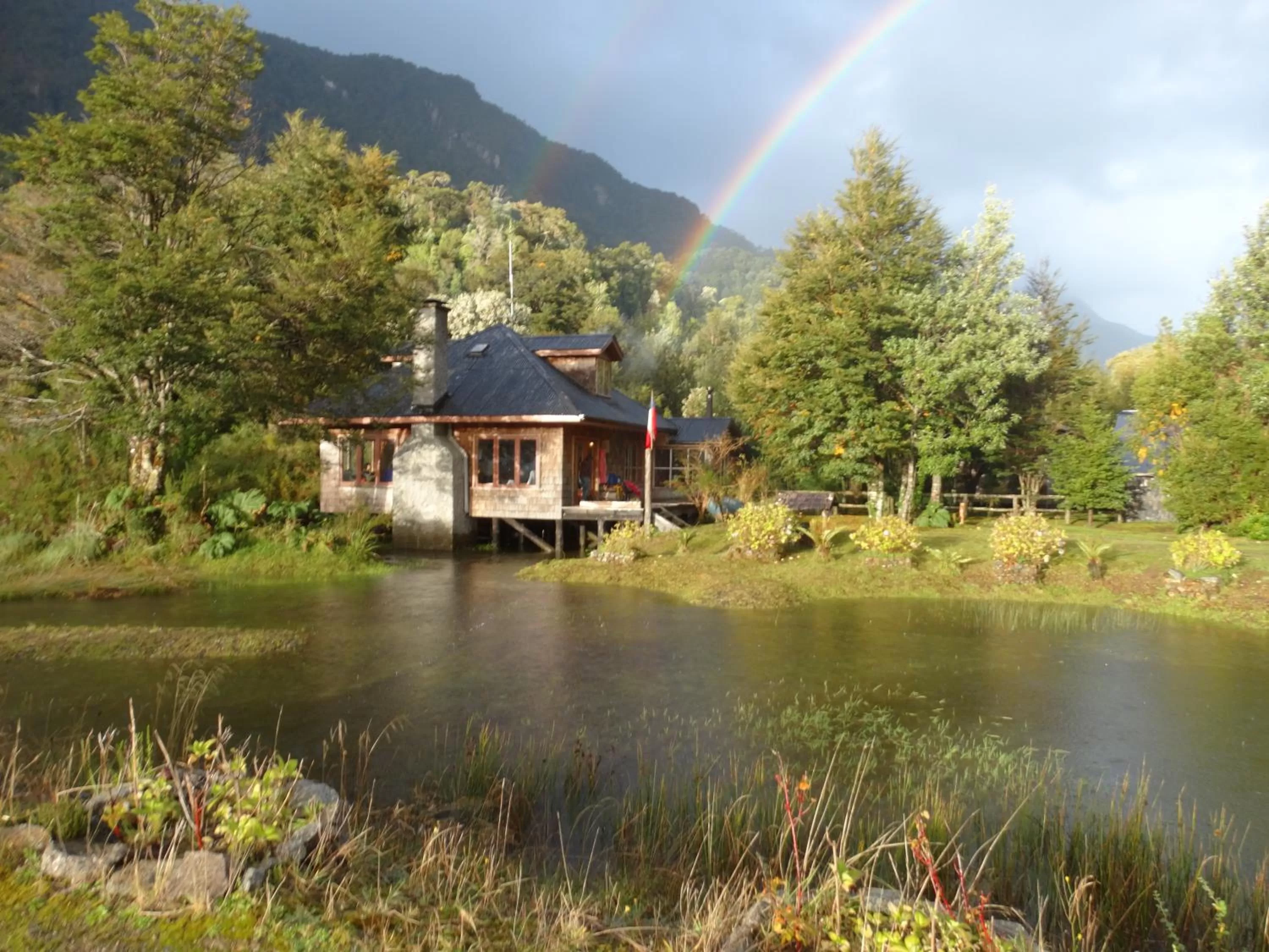 Facade/entrance in Posada Queulat