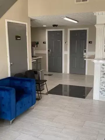 Hometown Inn & Suites Hometown Inn & Suites