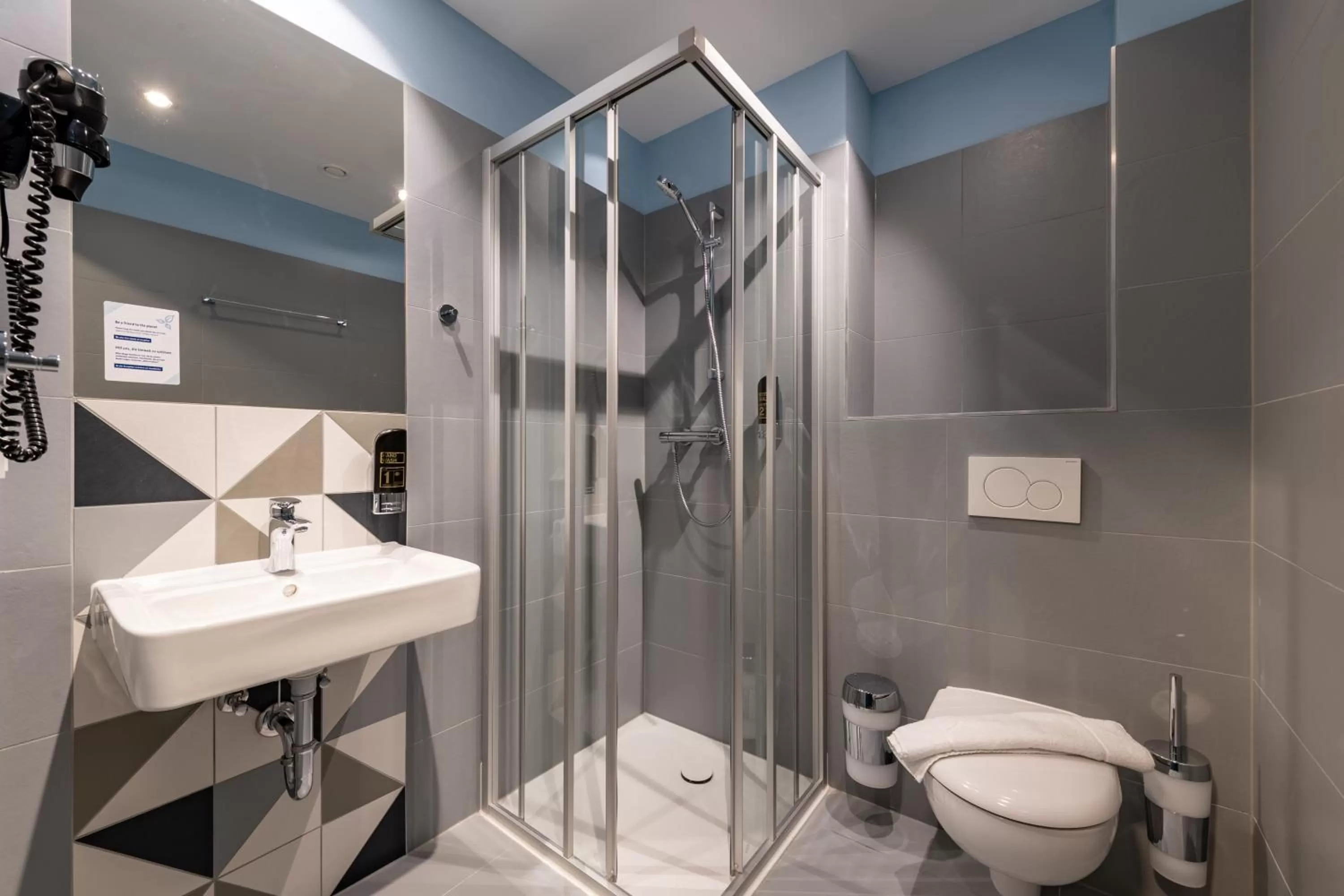 Bathroom in MEININGER Hotel Innsbruck Zentrum