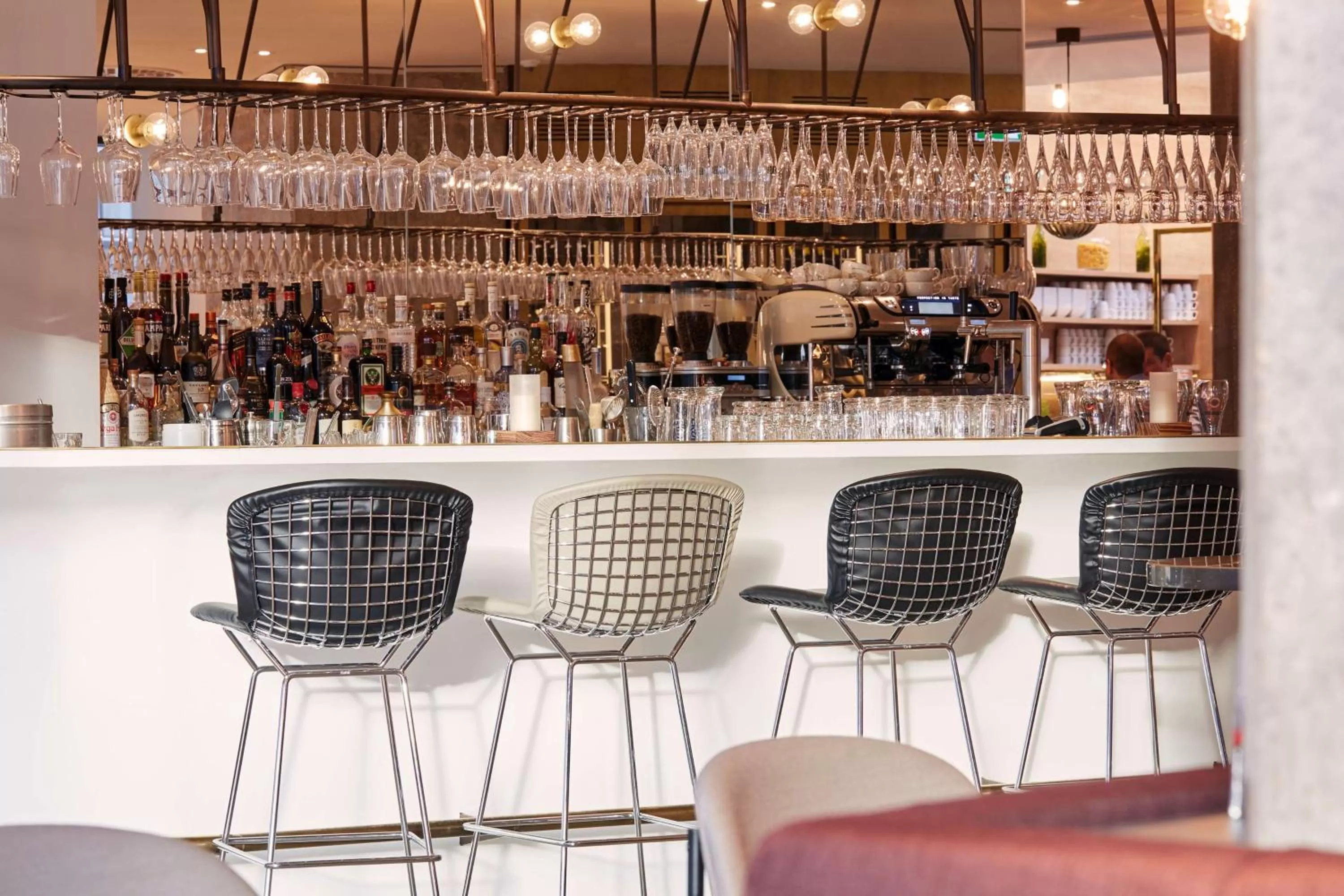 Lounge or bar in Scandic Frankfurt Museumsufer