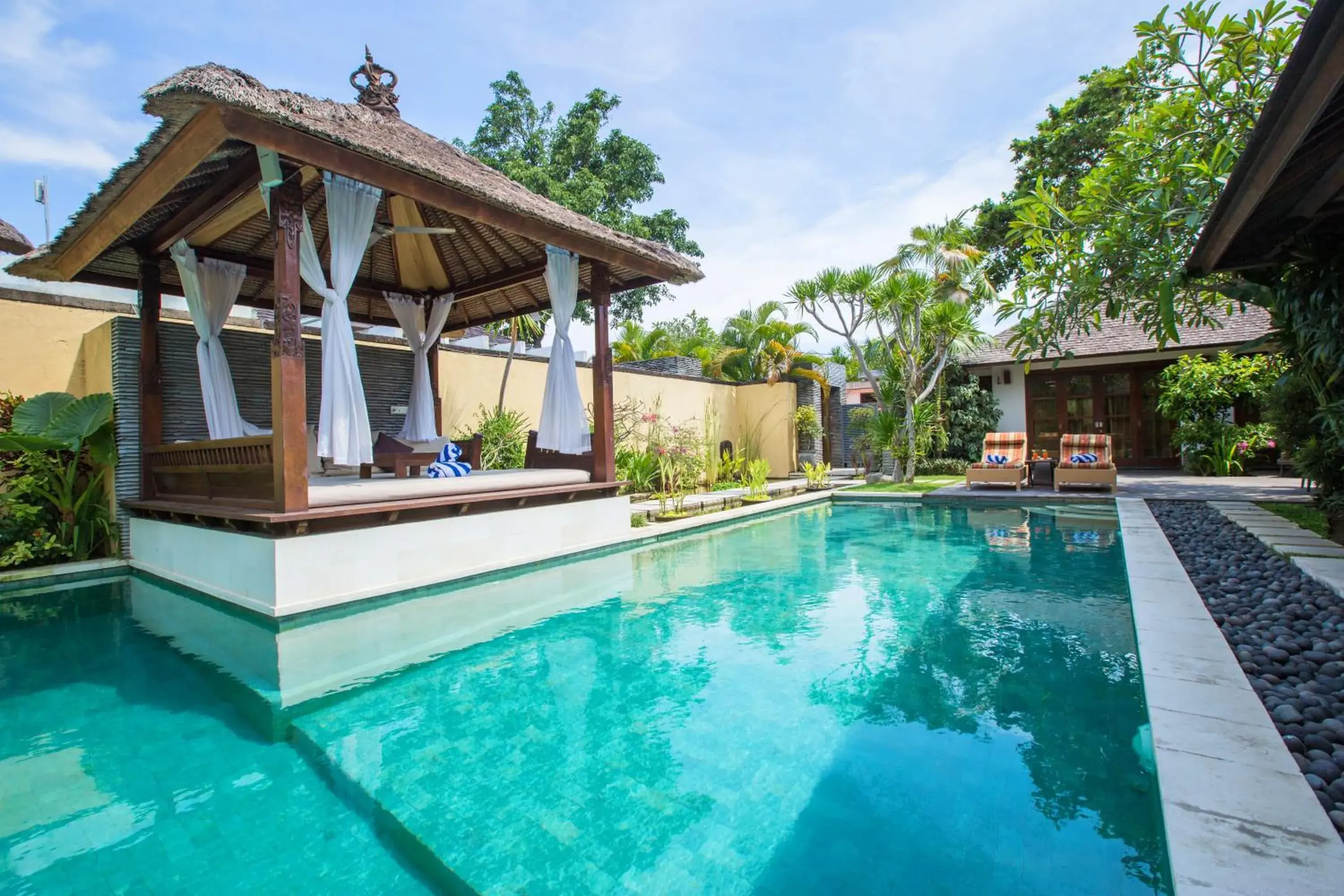 Four-Bedroom Villa with Private Pool and Airport Pick-Up and Floating Breakfast in Villa Seriska Satu Sanur Four-Bedroom Villa with Private Pool and Airport Pick-Up and Floating Breakfast in Villa Seriska Satu Sanur
