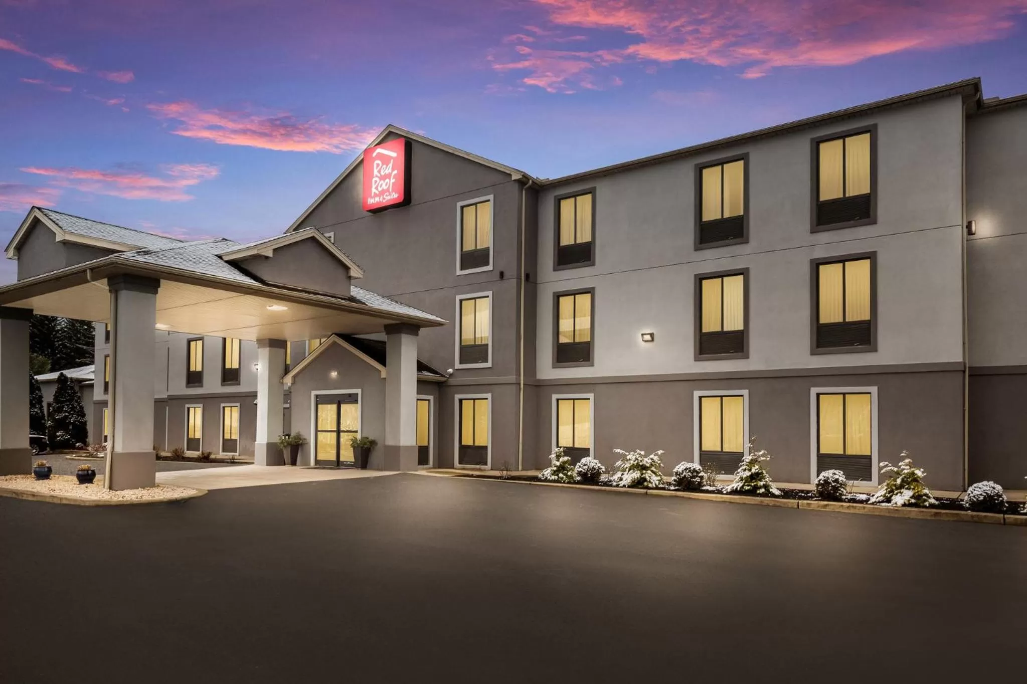 Property building in Red Roof Inn & Suites Bloomsburg - Mifflinville