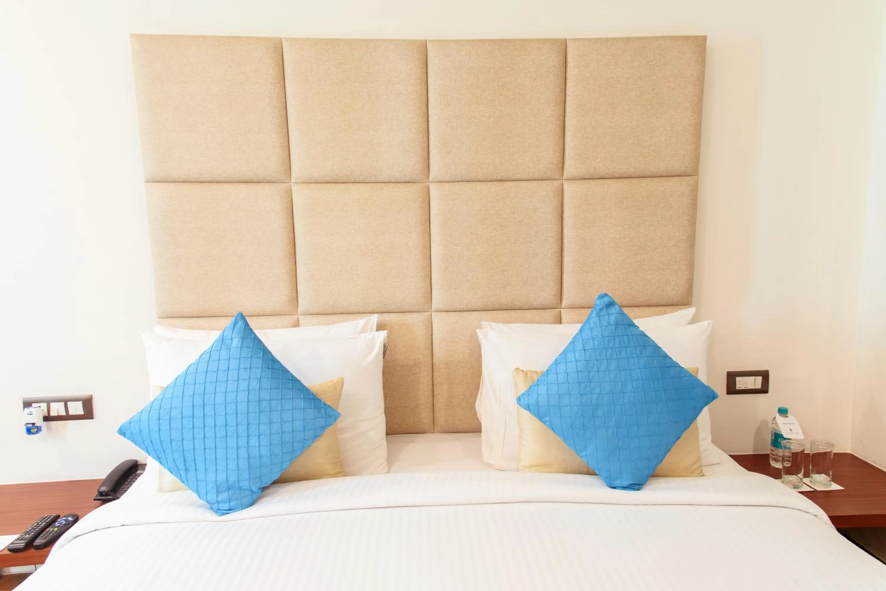 Bed in Hotel Ascent Biz