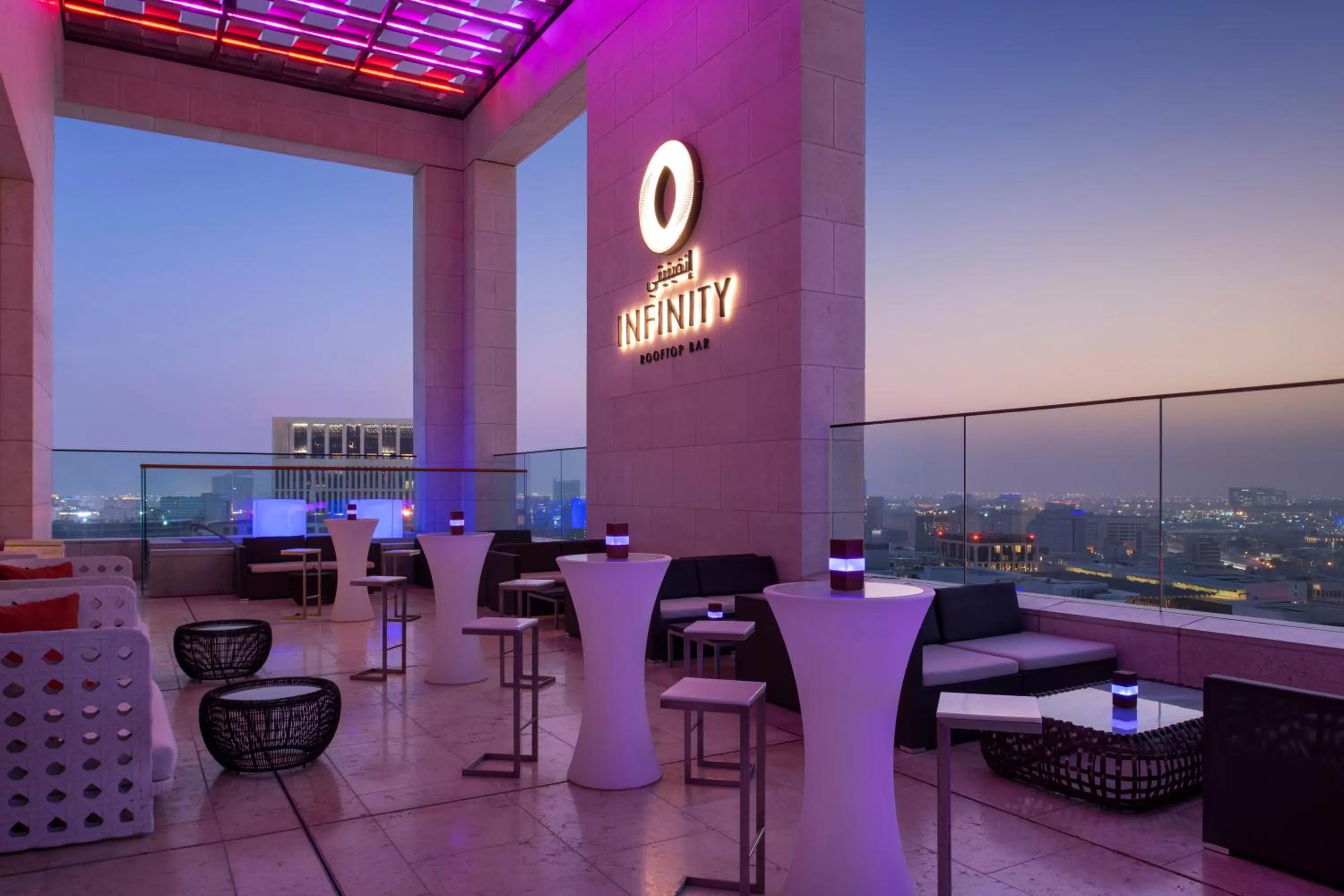 Lounge or bar in Alwadi Hotel Doha - MGallery Collection