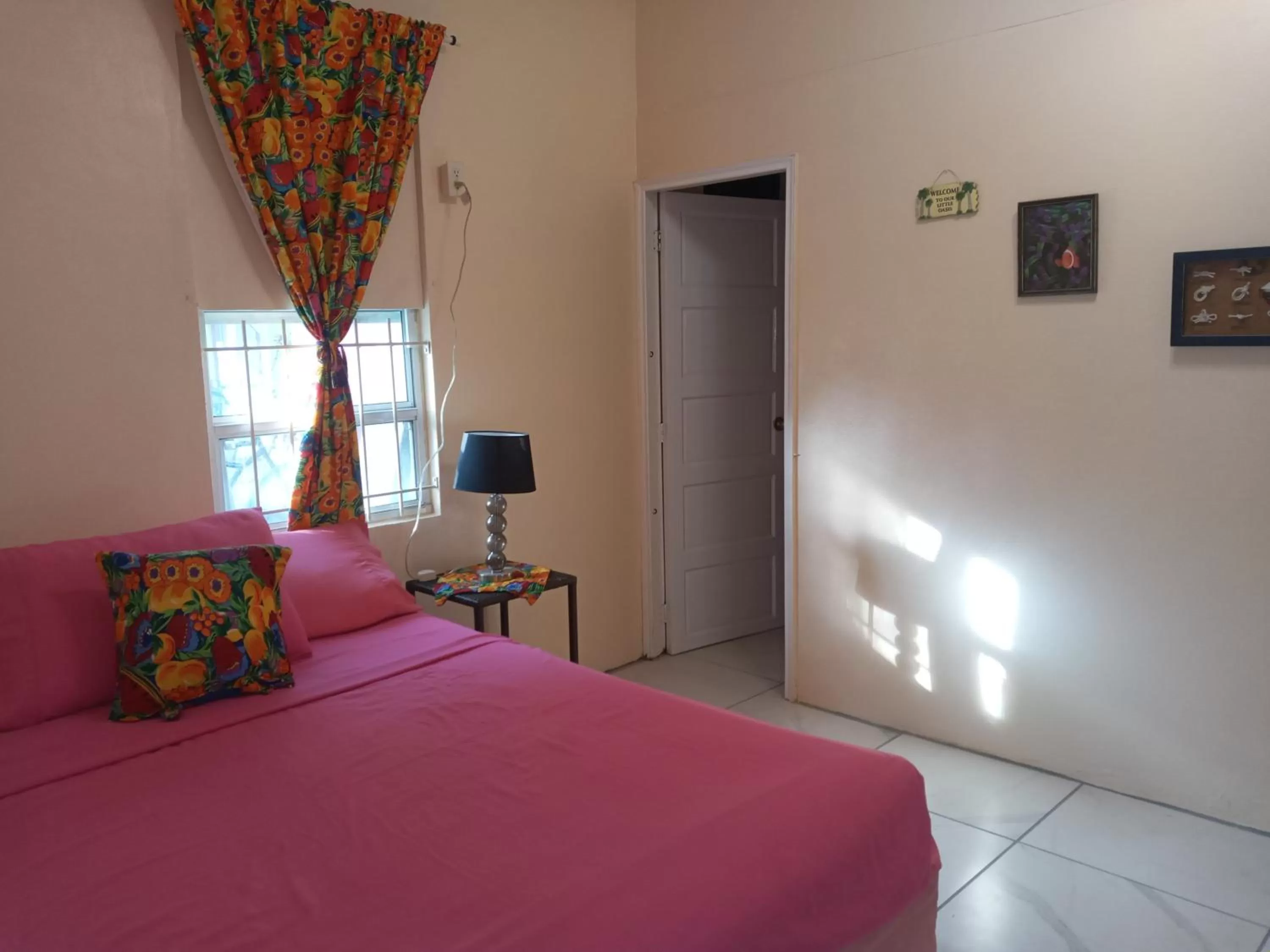 Bedroom, Bed in Barefoot Beach Belize