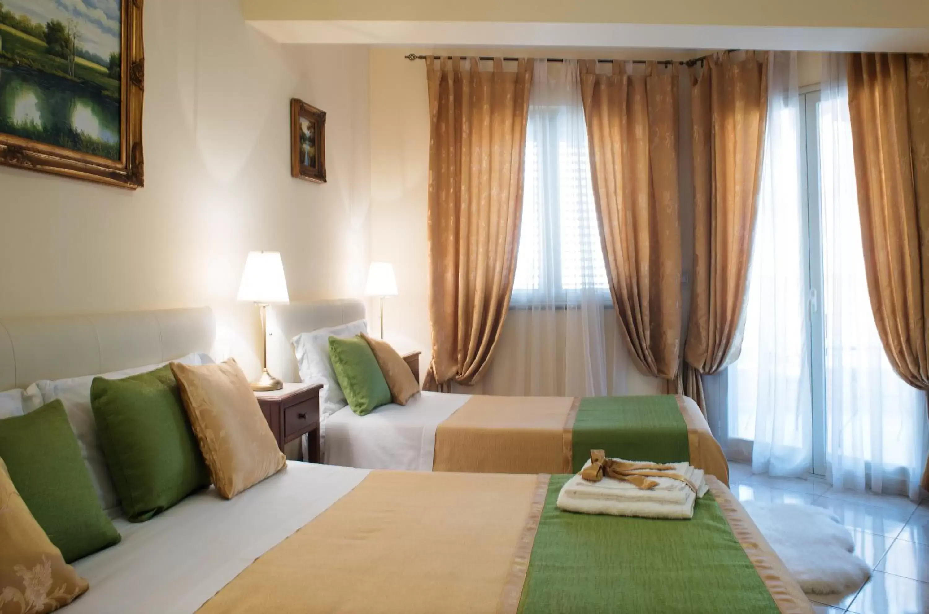 Classic Triple Room in B&B MareAgrò Classic Triple Room in B&B MareAgrò