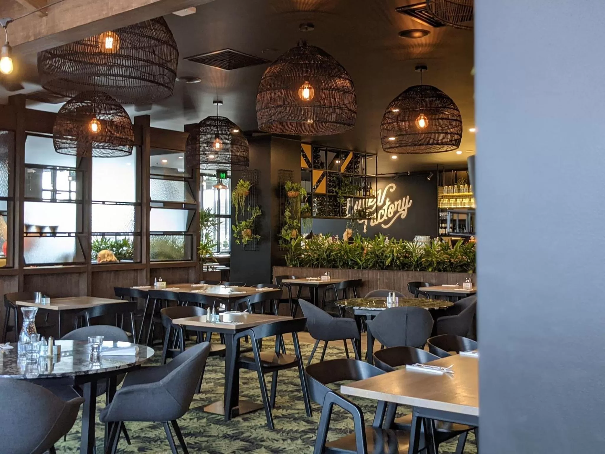 Restaurant/places to eat in Mantra Traralgon