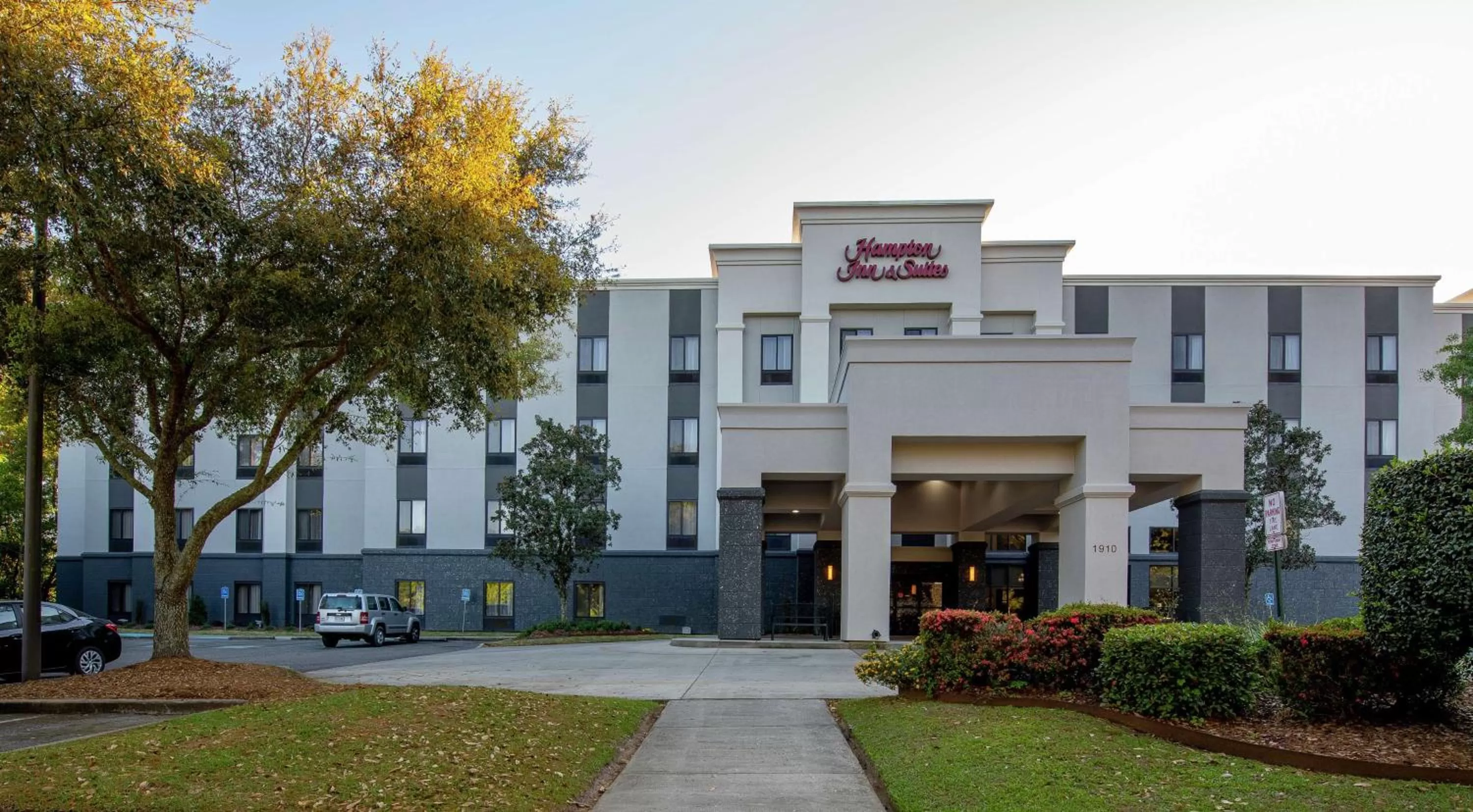 Hampton Inn and Suites Lafayette
