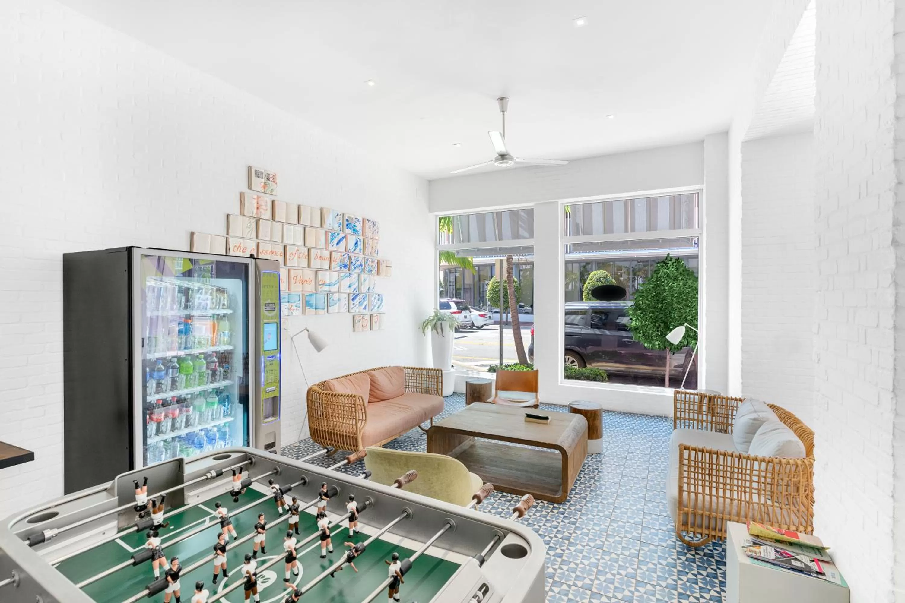 Lobby or reception in The Variety by LuxUrban