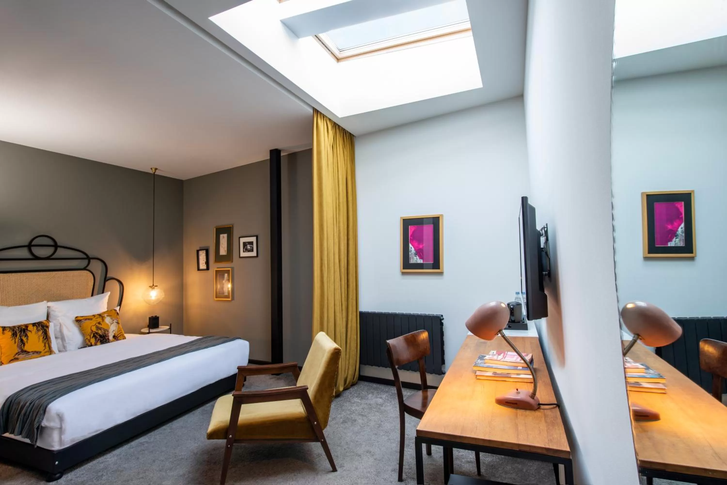 Photo of the whole room, Bed in Communal Hotel Sololaki