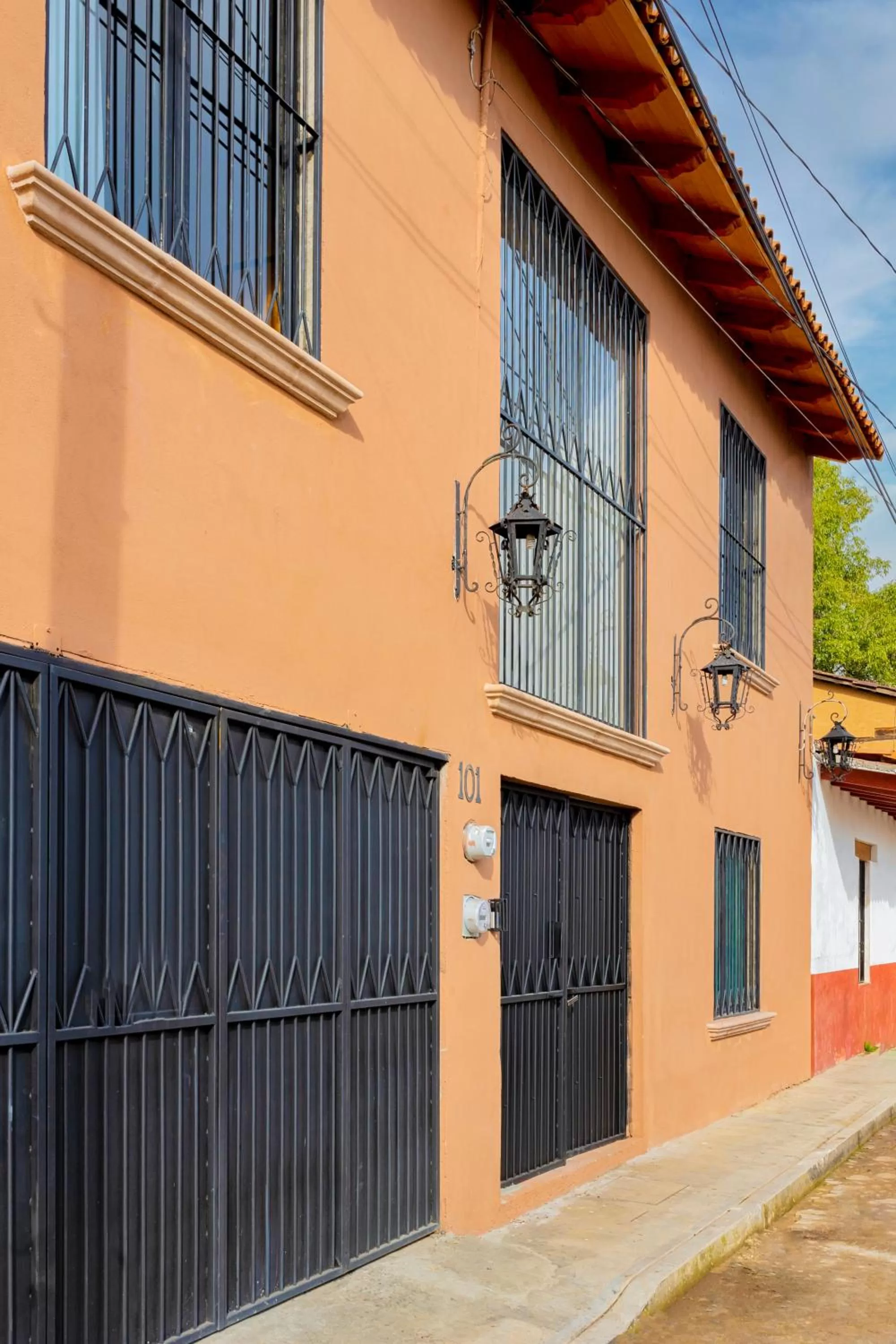 Facade/entrance in Casa Lavanda Hotel Boutique