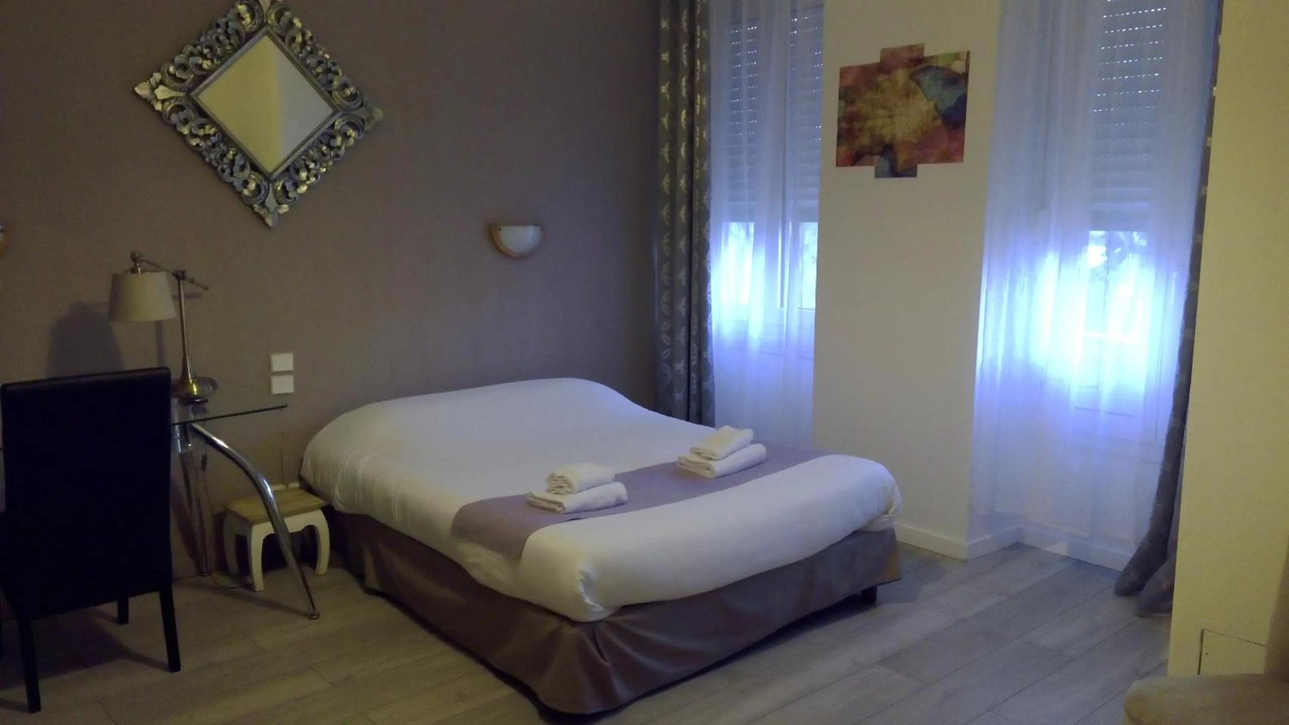 Bed in Hôtel Central