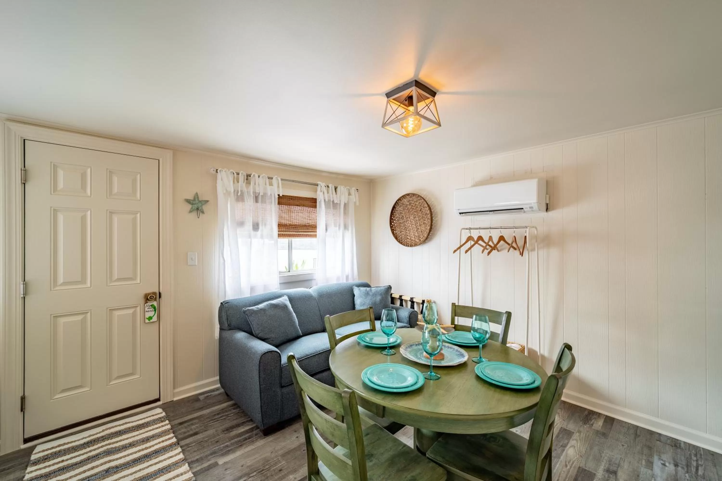 Living room in Ocean Glass Inn