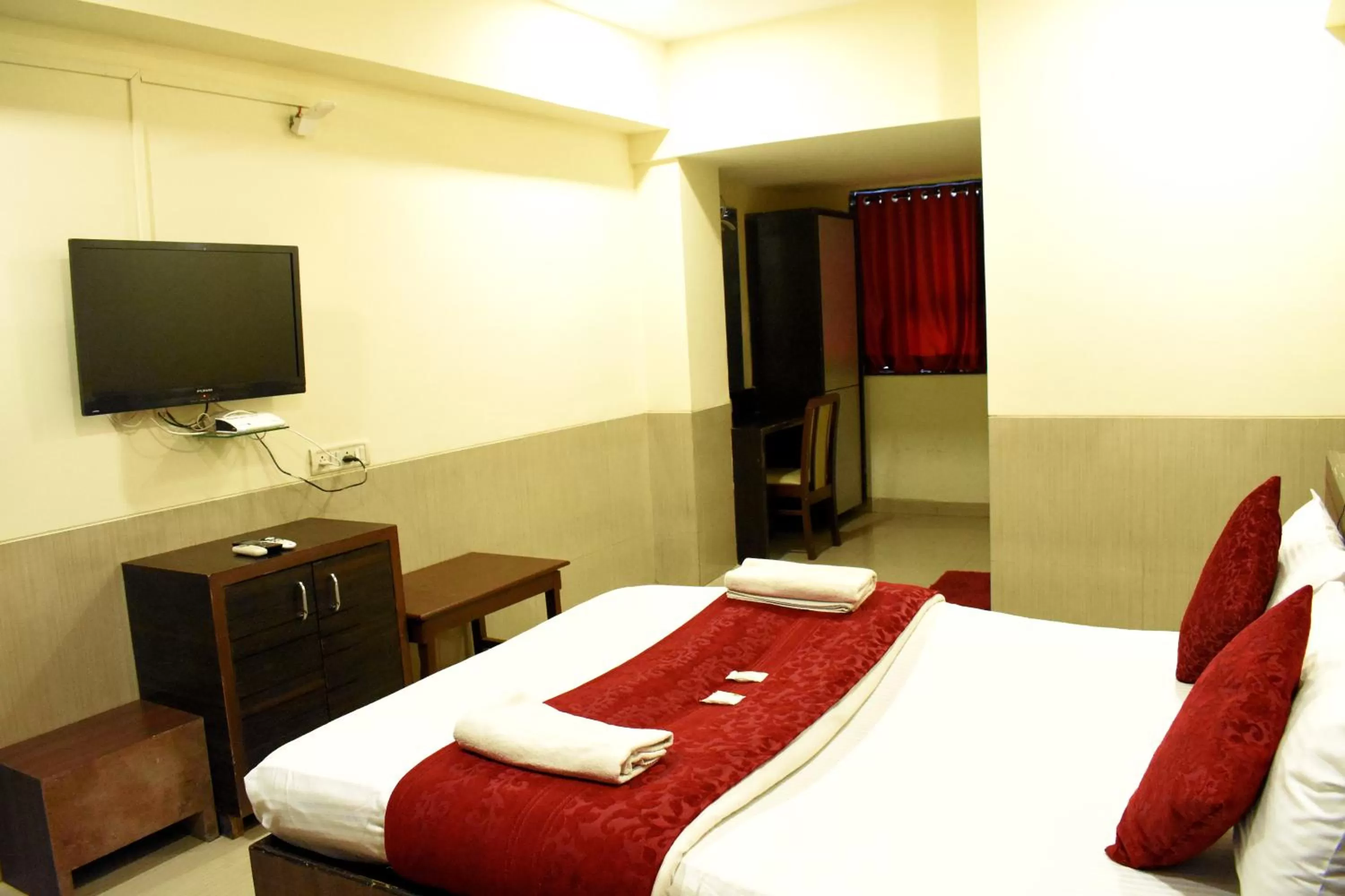 Photo of the whole room in Sai Sharan Stay Inn- Near MIDC Turbhe Navi Mumbai