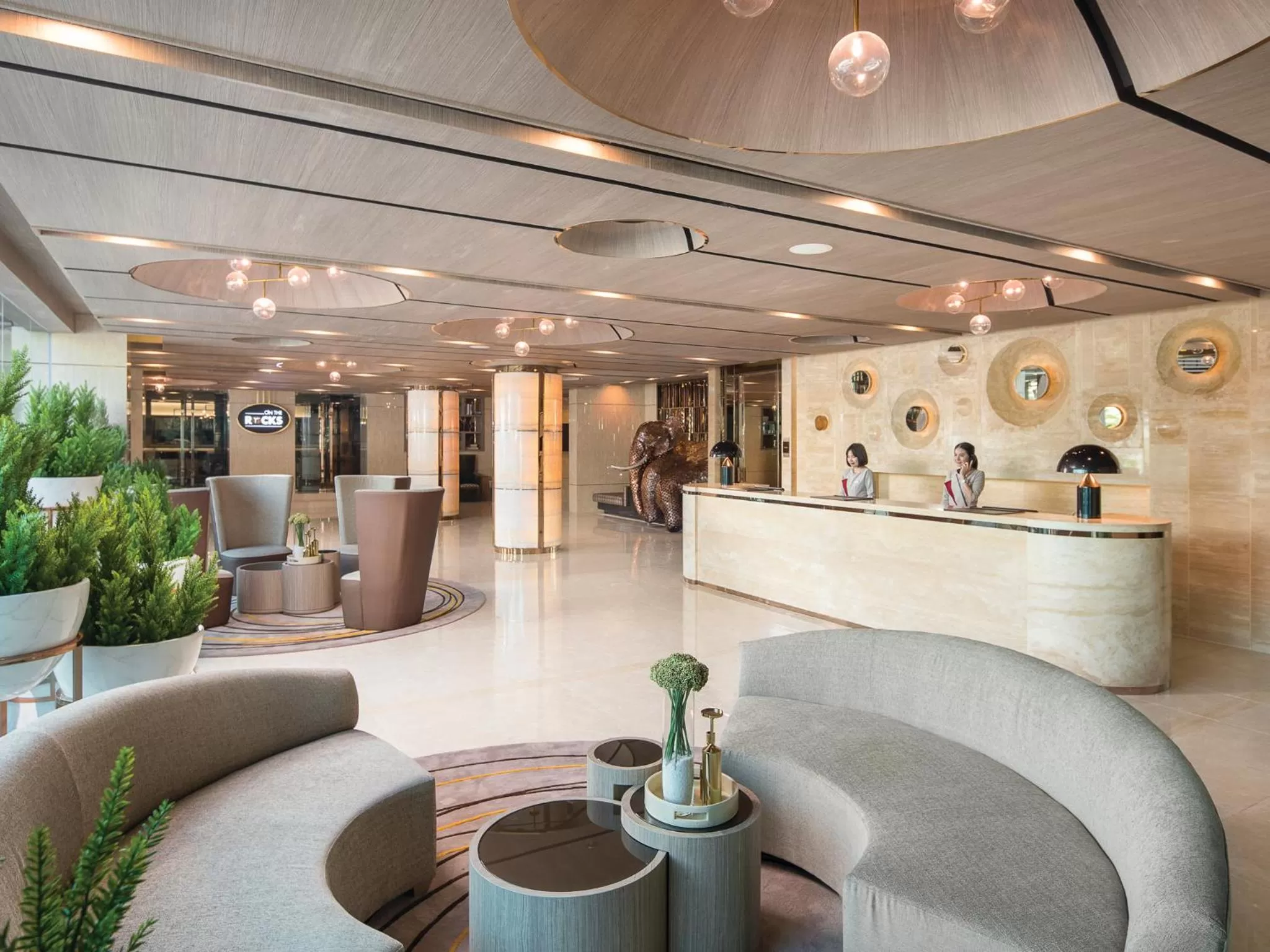 Lobby or reception in Solitaire Bangkok Sukhumvit 11