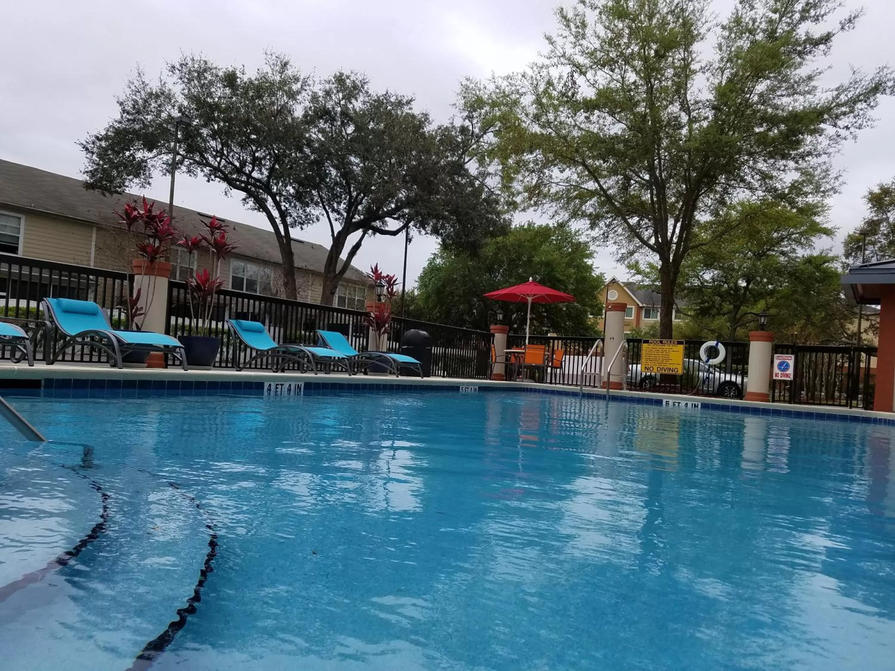 Swimming pool in Holiday Inn Express Hotel & Suites Jacksonville-South by IHG