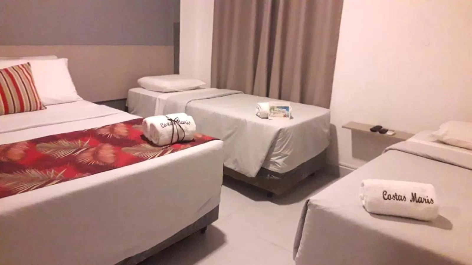 Bed in Costa Maris Beach Hotel Frente Mar