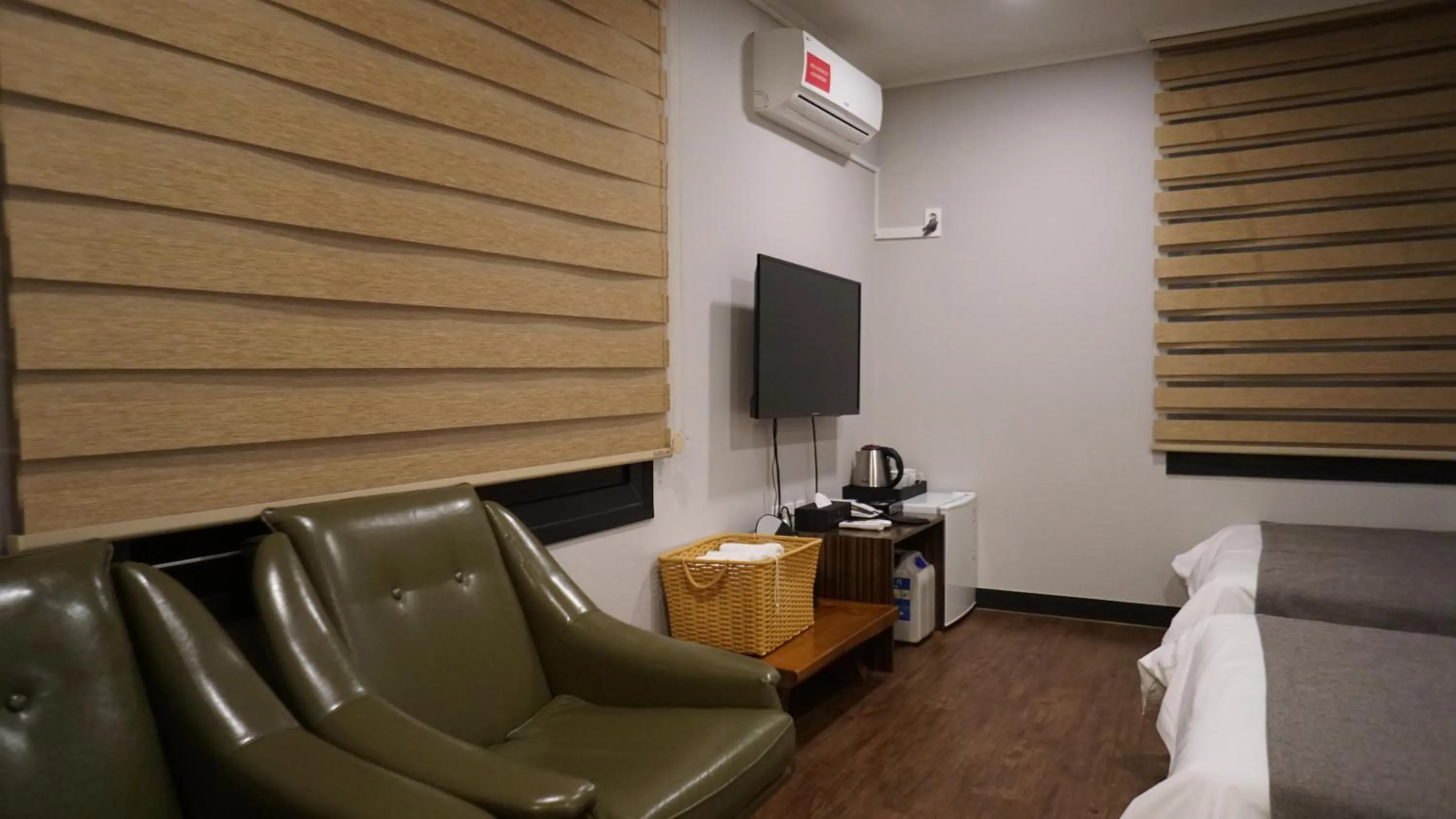 Decorative detail in Hotel Tong Yeondong Jeju